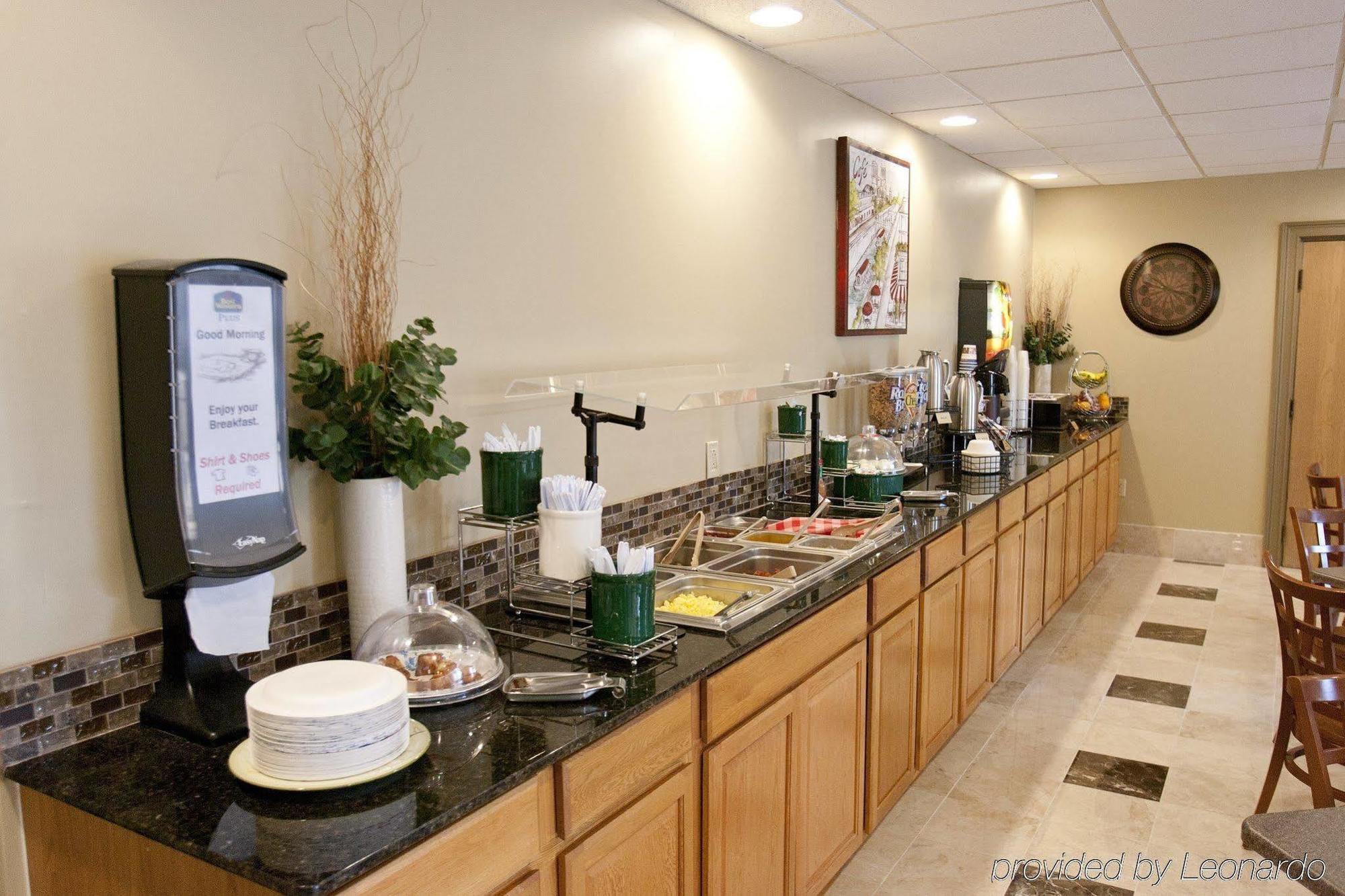 Hotel Western Ambassador 3*