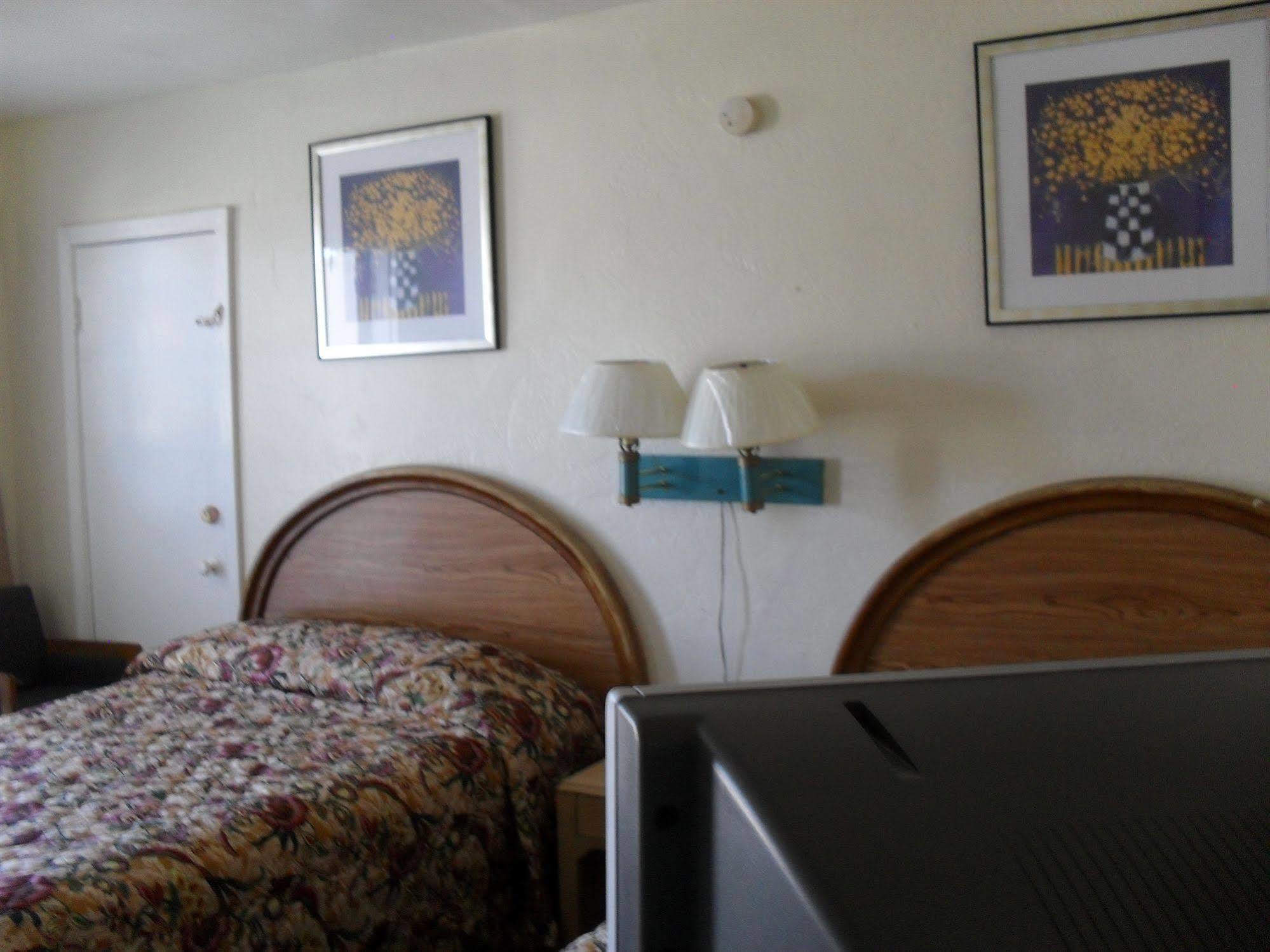 Motel Shore Winds *