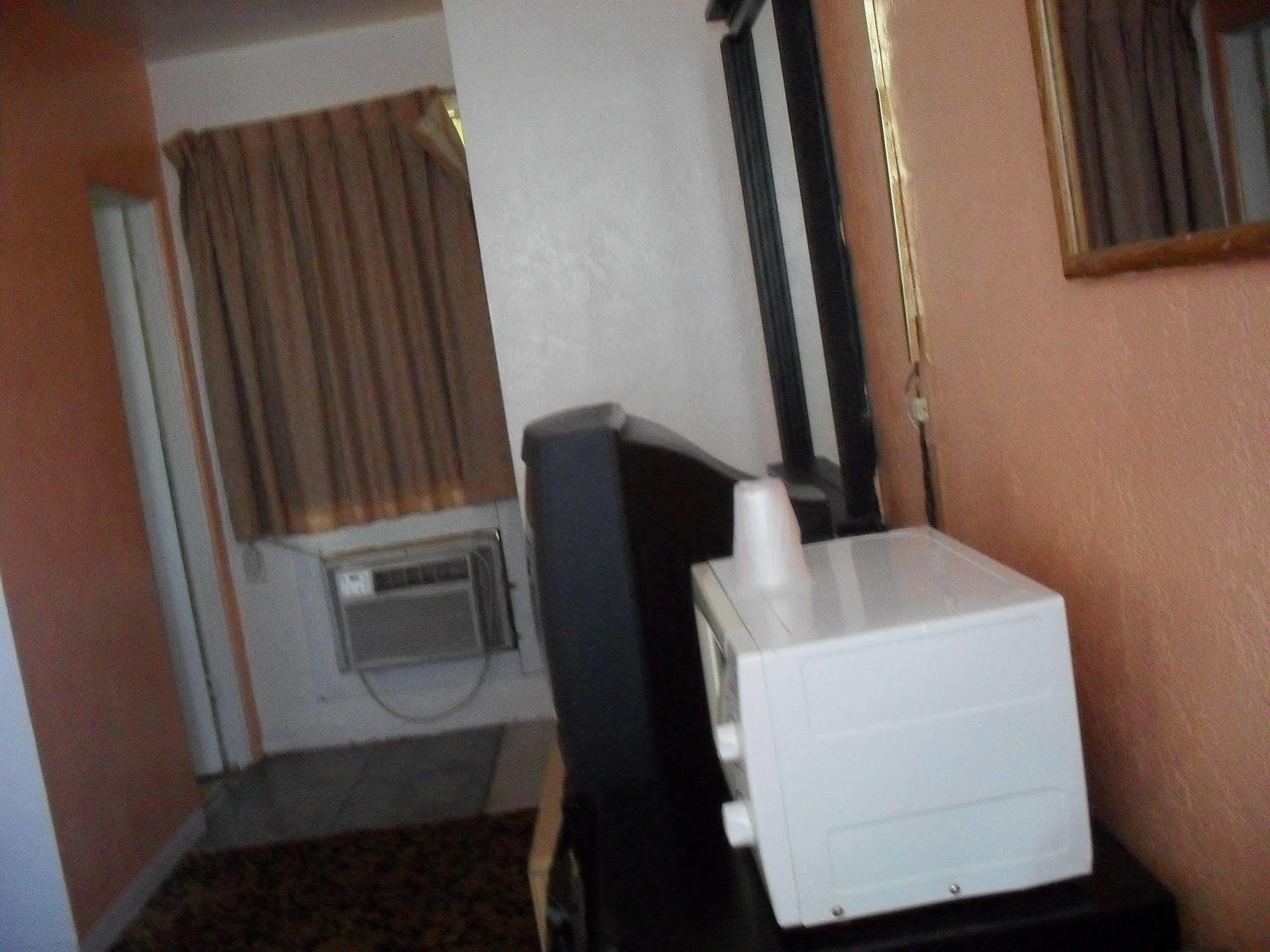 Motel Shore Winds *