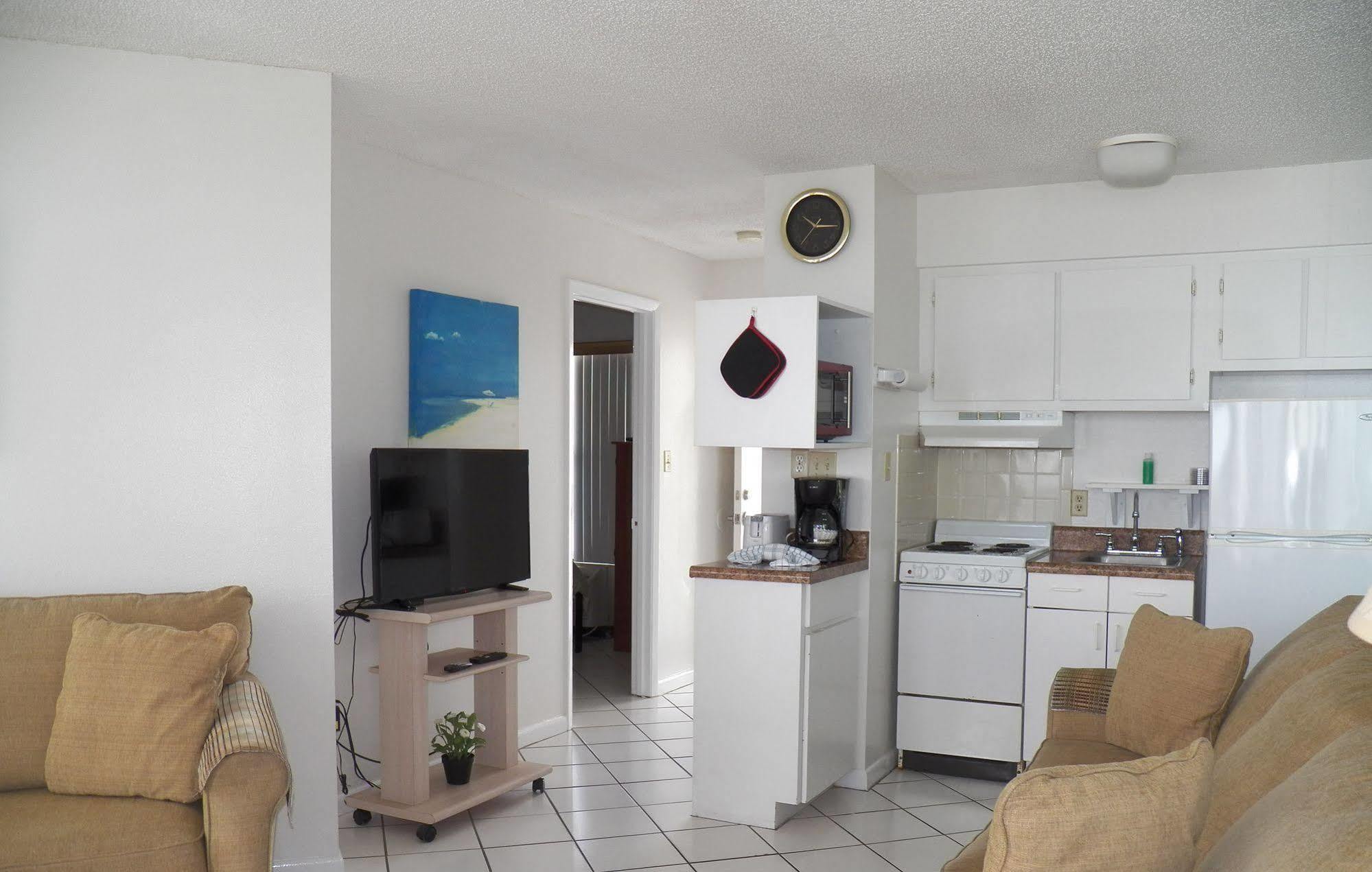 Symphony Beach Club Hotel Ormond Beach