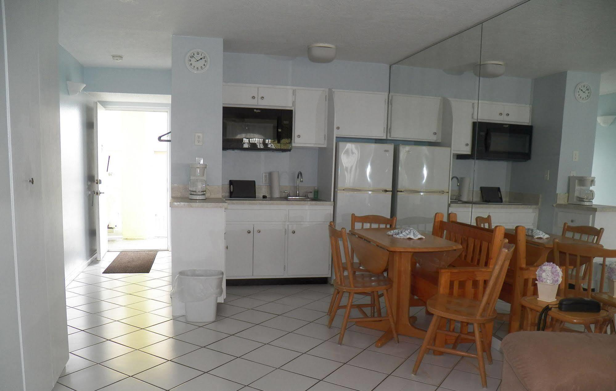 Symphony Beach Club Hotel Ormond Beach
