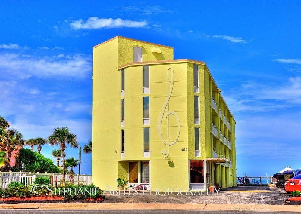 Symphony Beach Club * Ormond Beach
