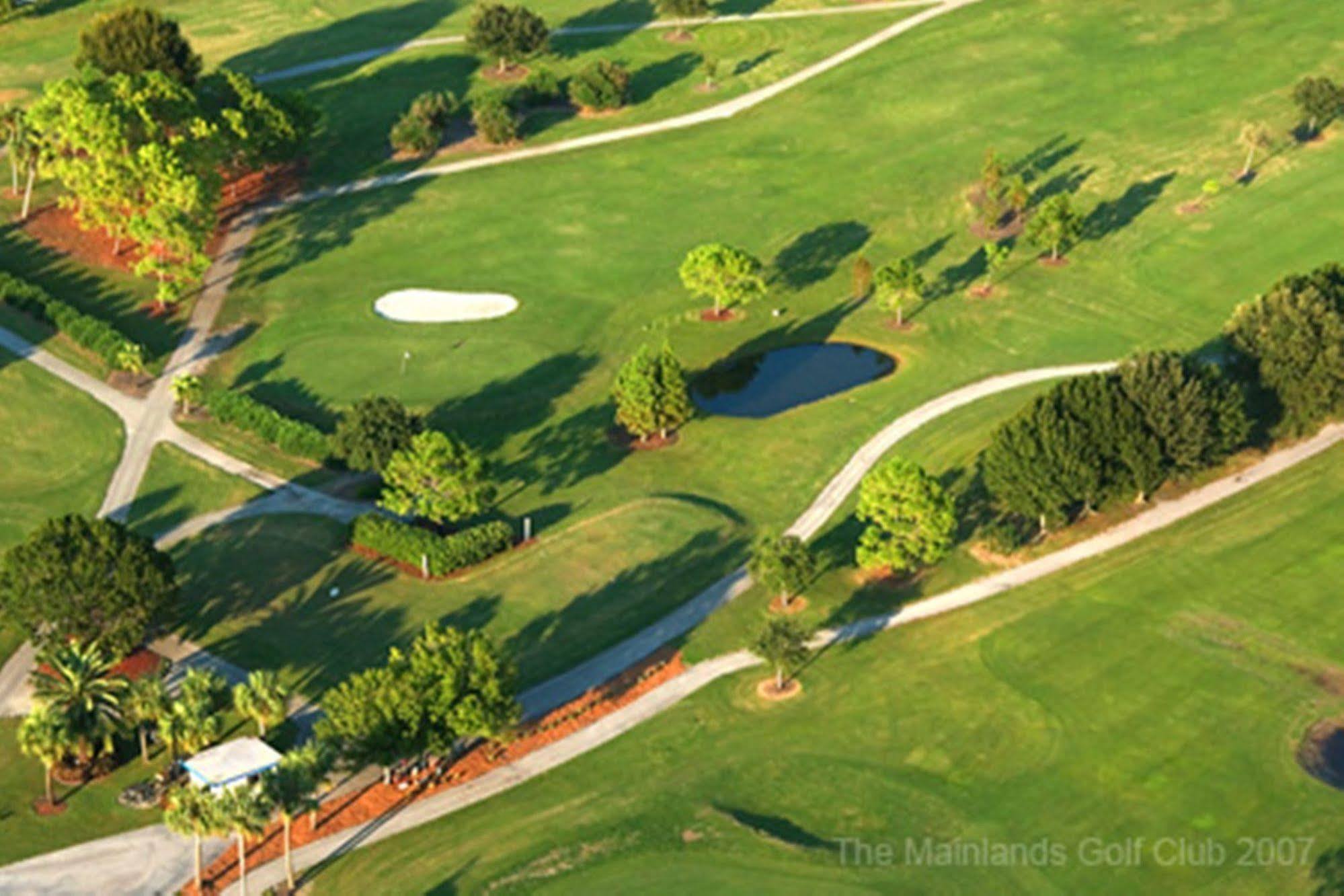 Hotel Country & By Radisson, St Petersburg - Clearwater, Fl