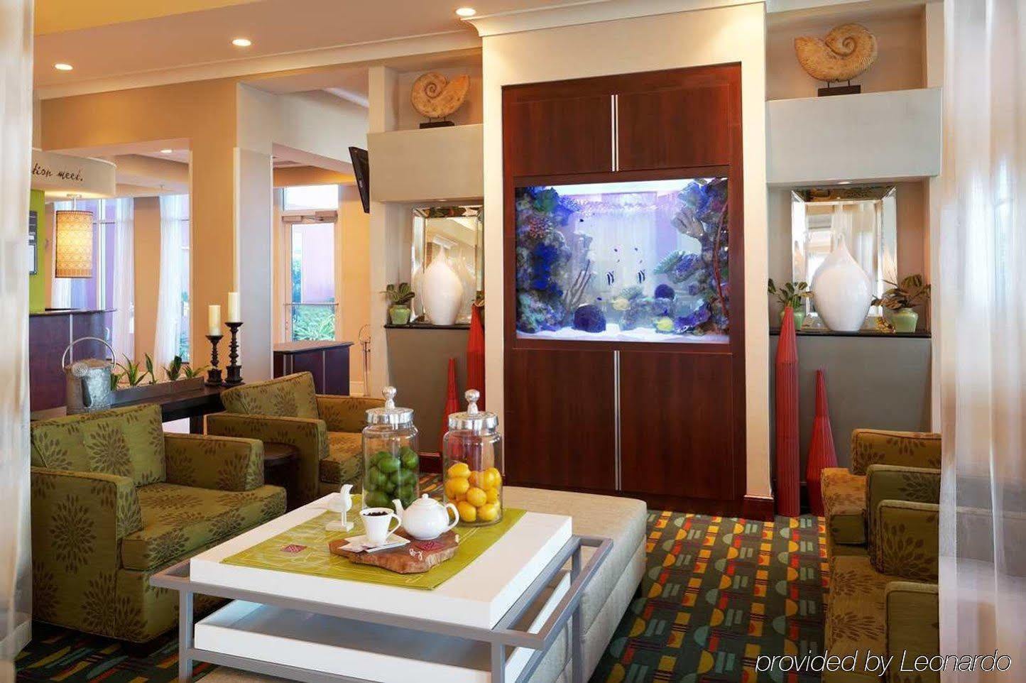 Hilton Garden Airport/westshore Hotel 3*