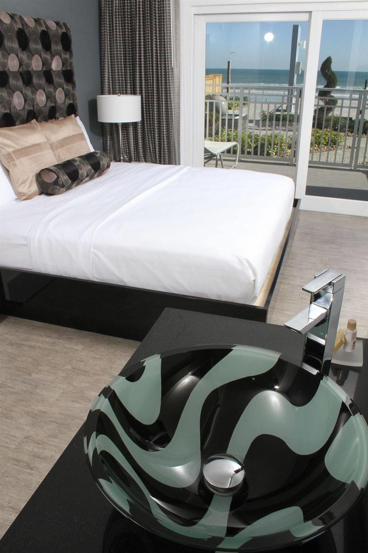 Lotus Boutique And Ormond Beach