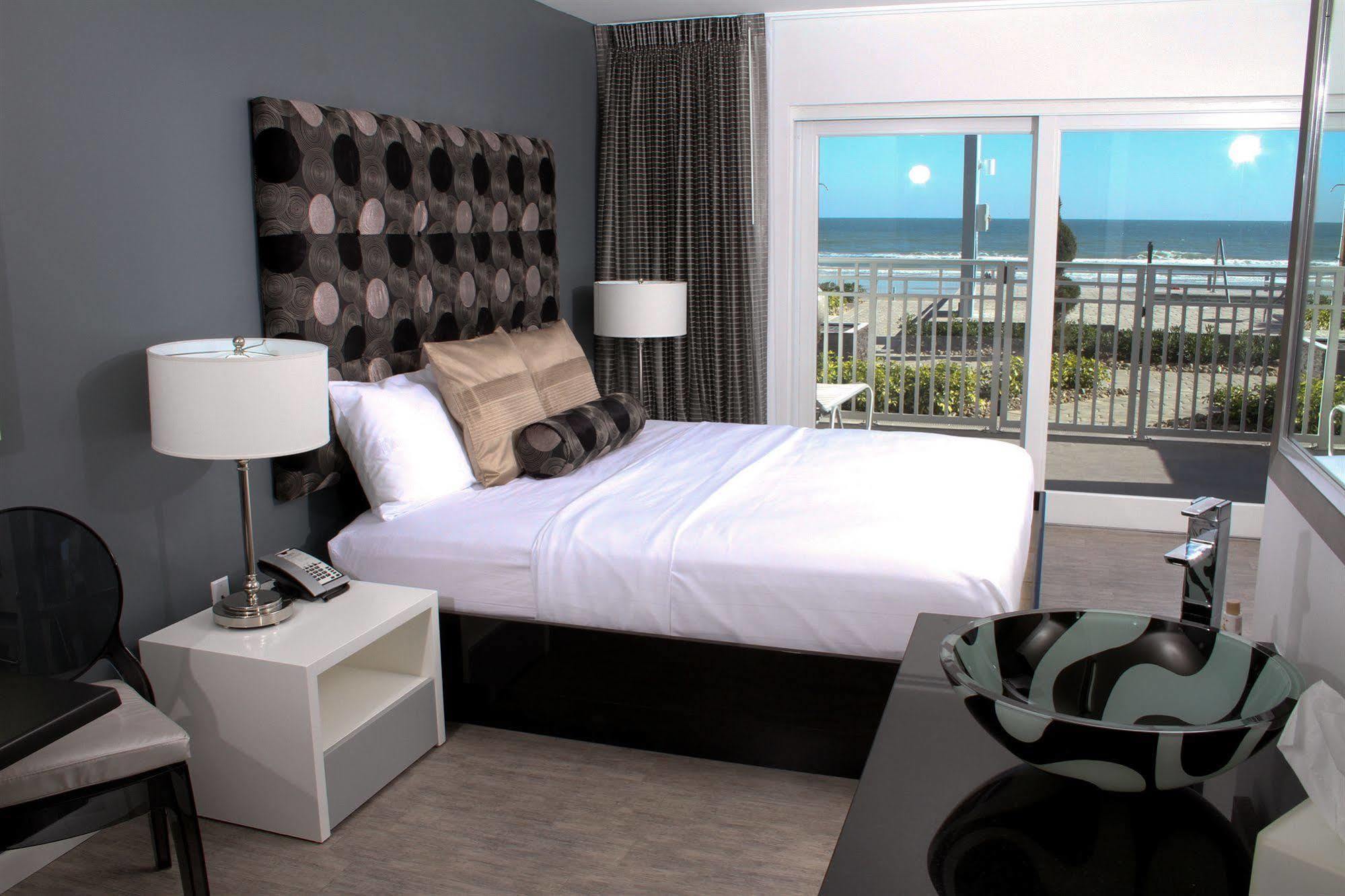 Lotus Boutique And 3* Ormond Beach