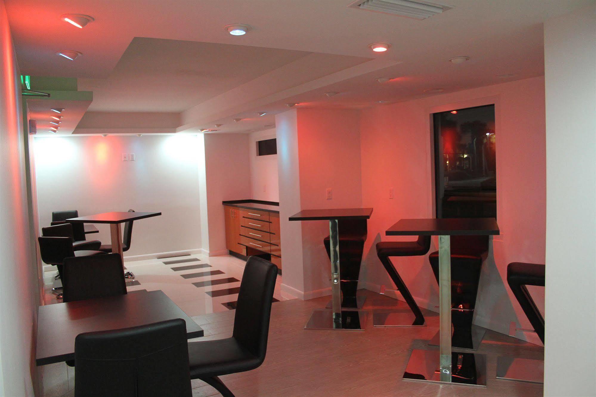 Hotel Lotus Boutique And 3*