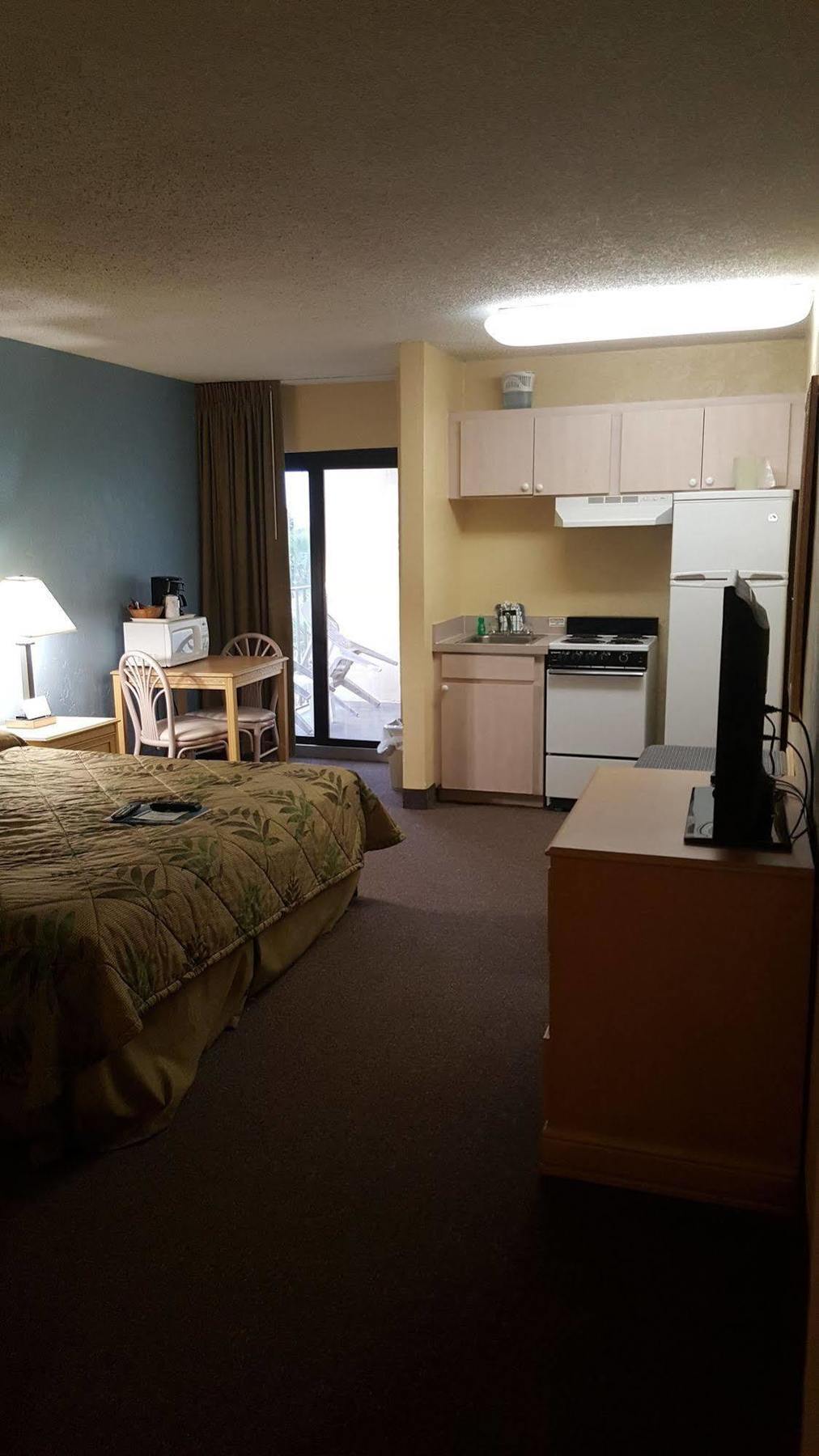 Beachside - Daytona - No Pool Hotel 3*