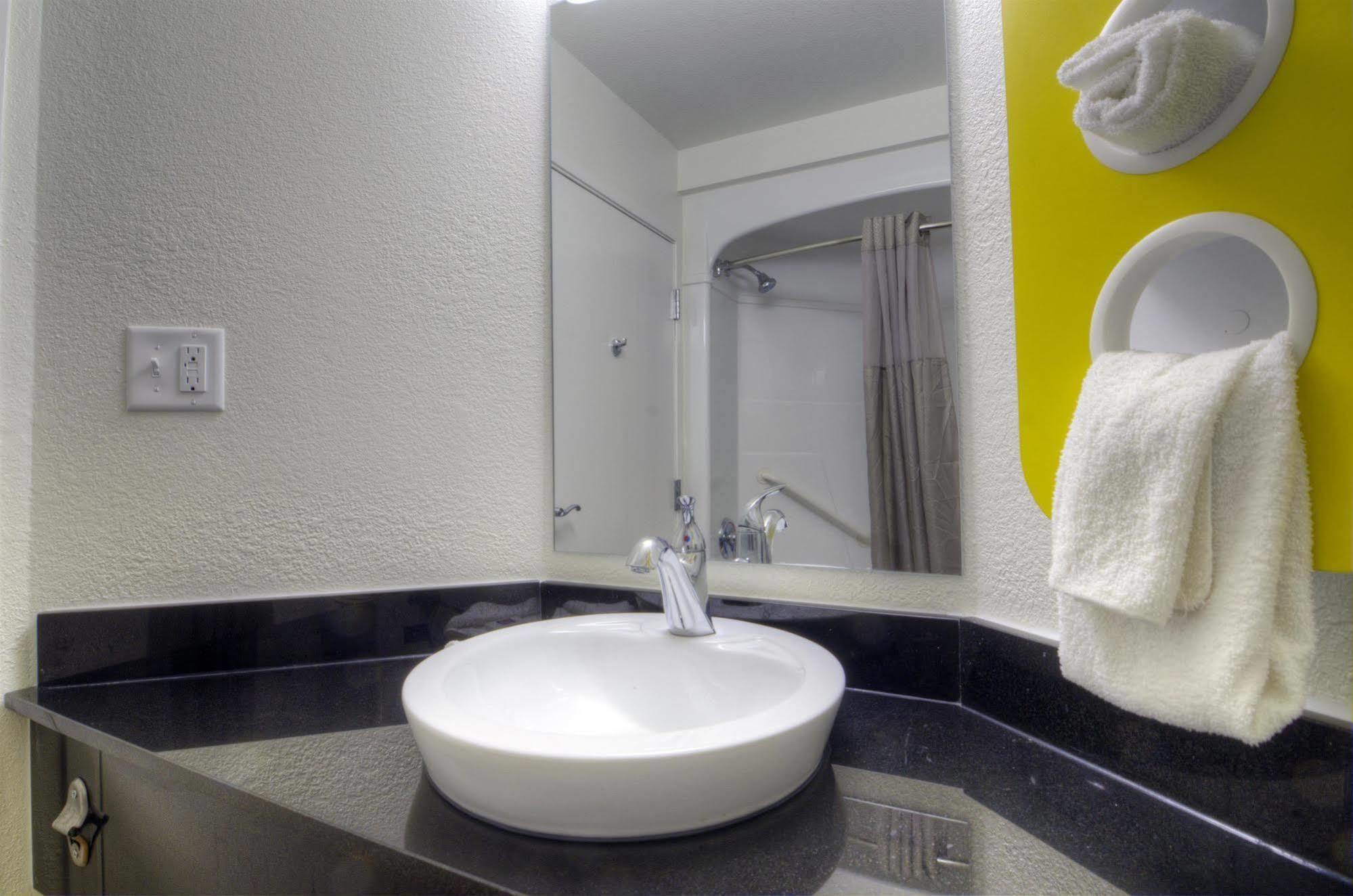 6-orlando, Fl - International Dr Hotel 2*