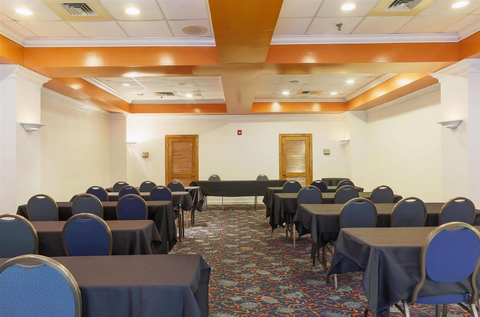 6-cutler Bay, Fl Hotel