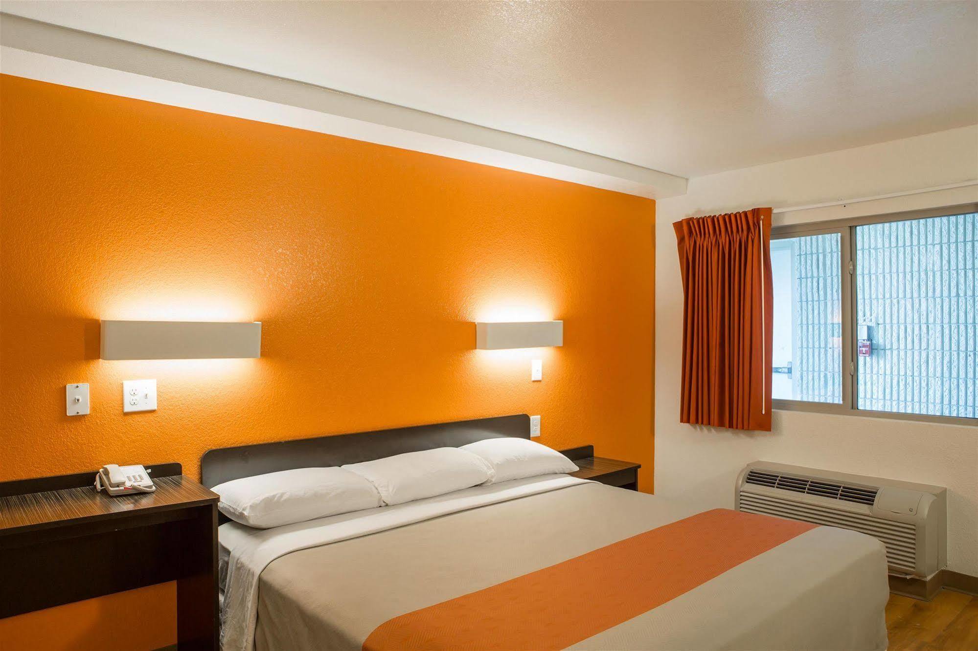 6-cutler Bay, Fl