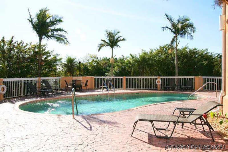 Hotel Hampton 3*