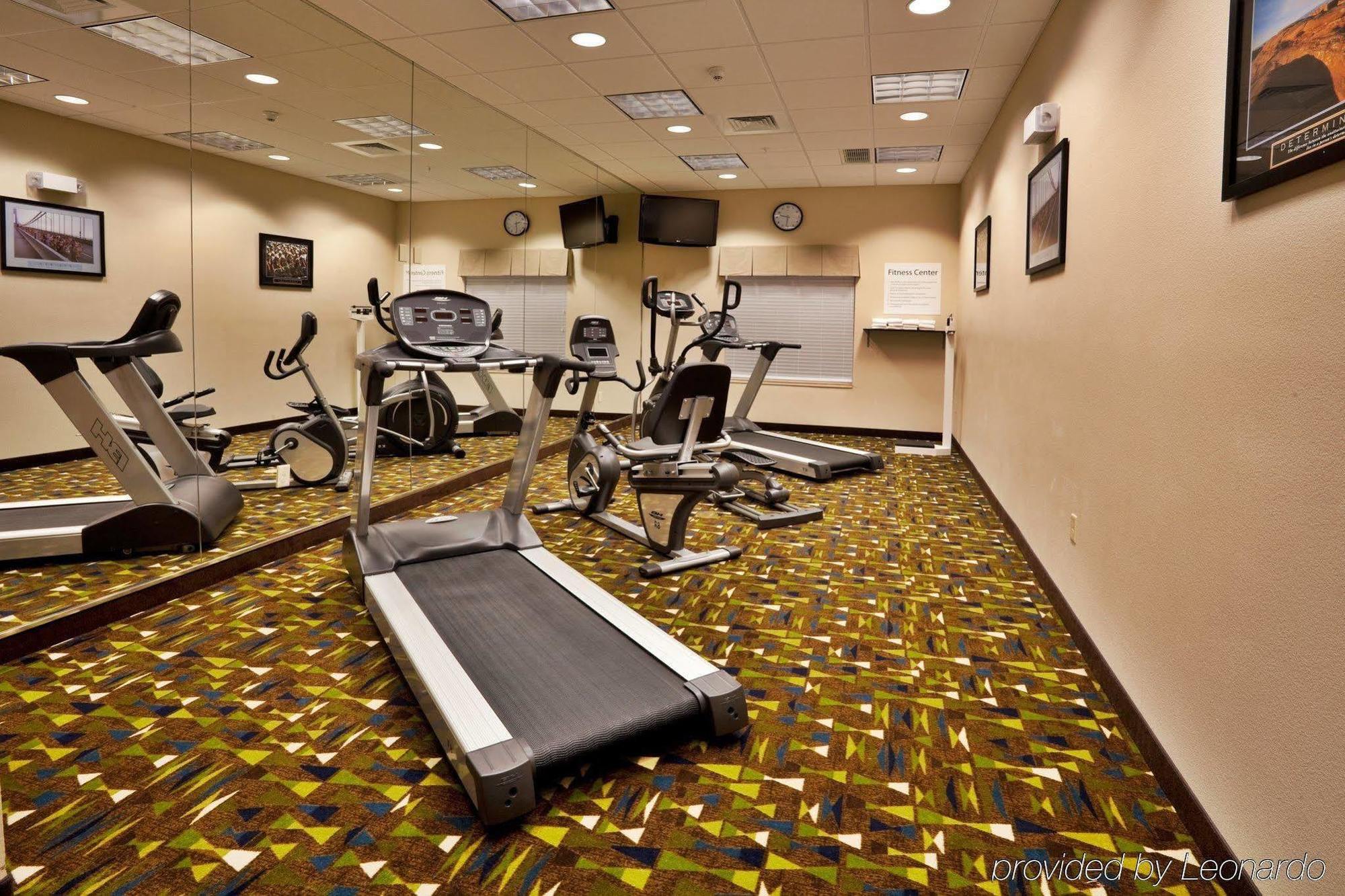 Express Wales North-winter Haven By Ihg Hotel