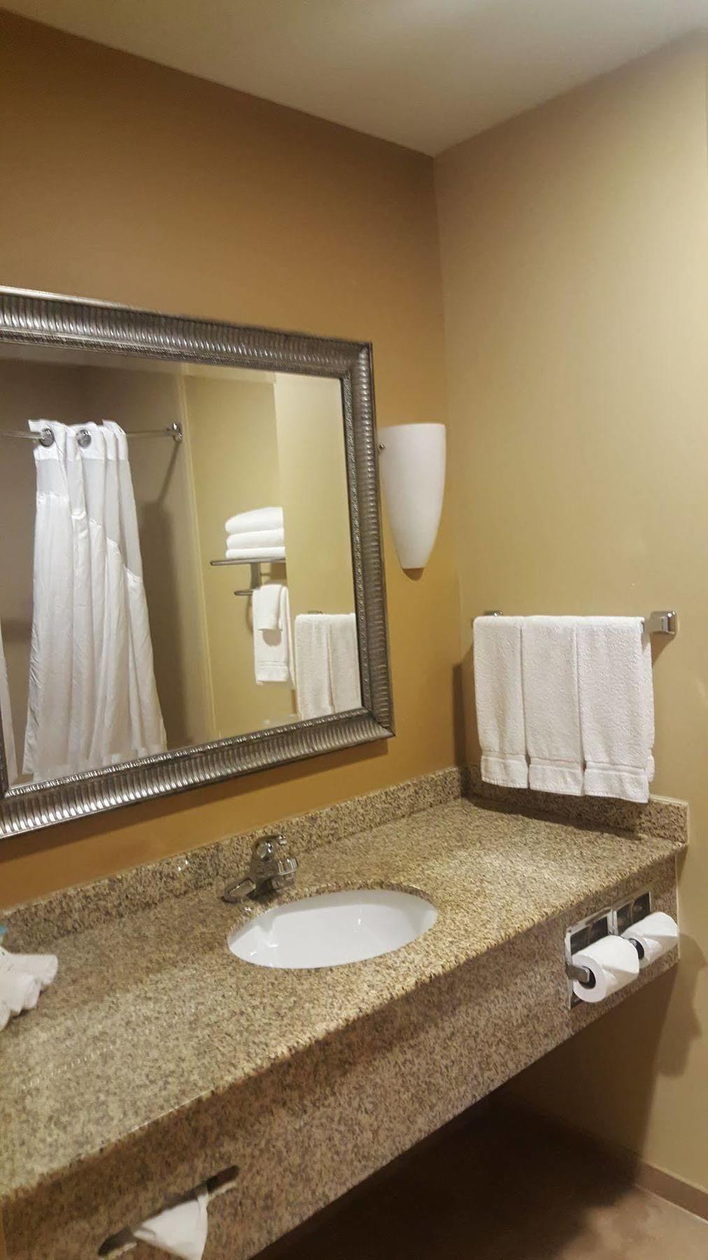 Hotel Express & Pensacola-west Navy Base By Ihg