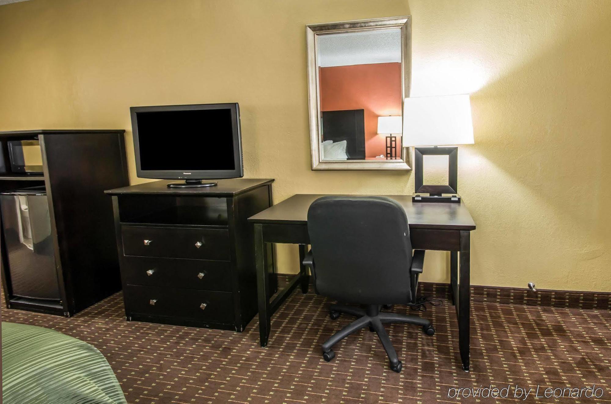 Inn Quality Near Blue Spring Orange City