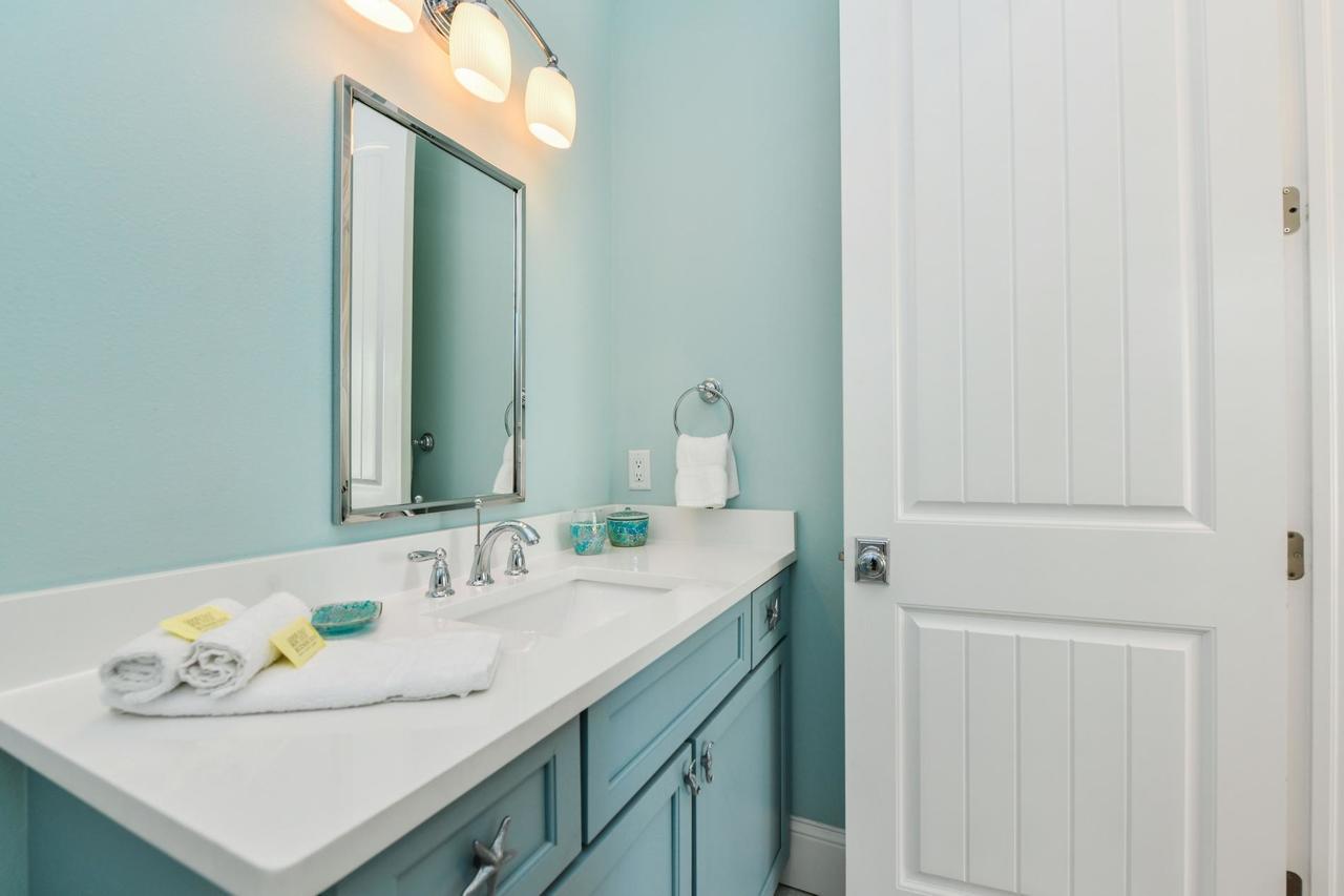 Tropical Hideaway Apartment Bradenton Beach