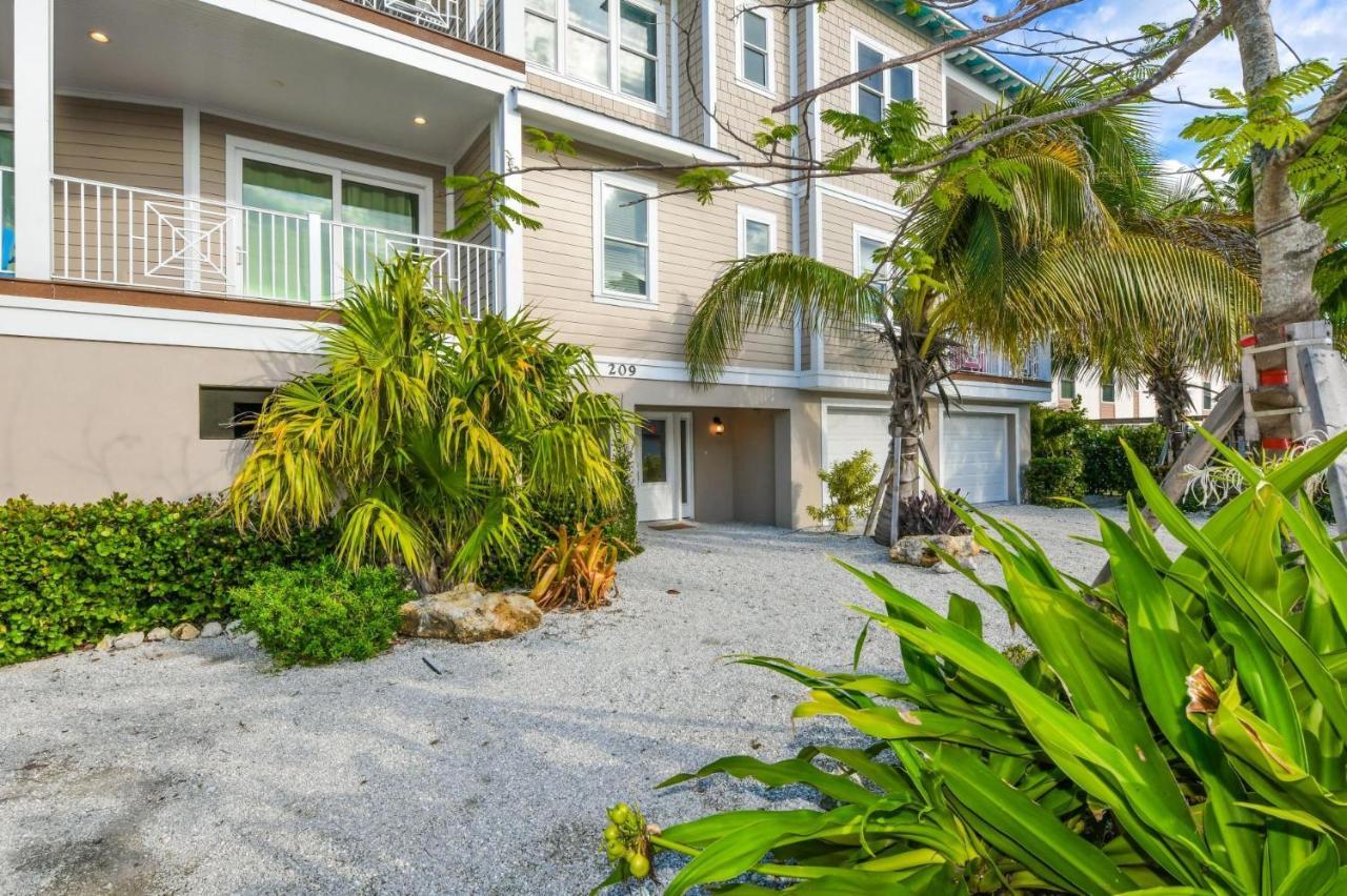 Tropical Hideaway Apartment Bradenton Beach