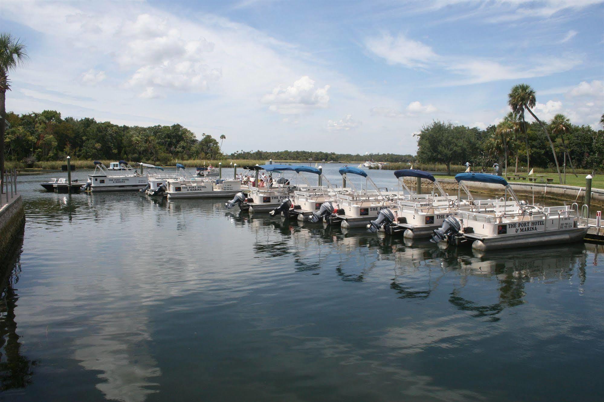 Hotel The Port And Marina *
