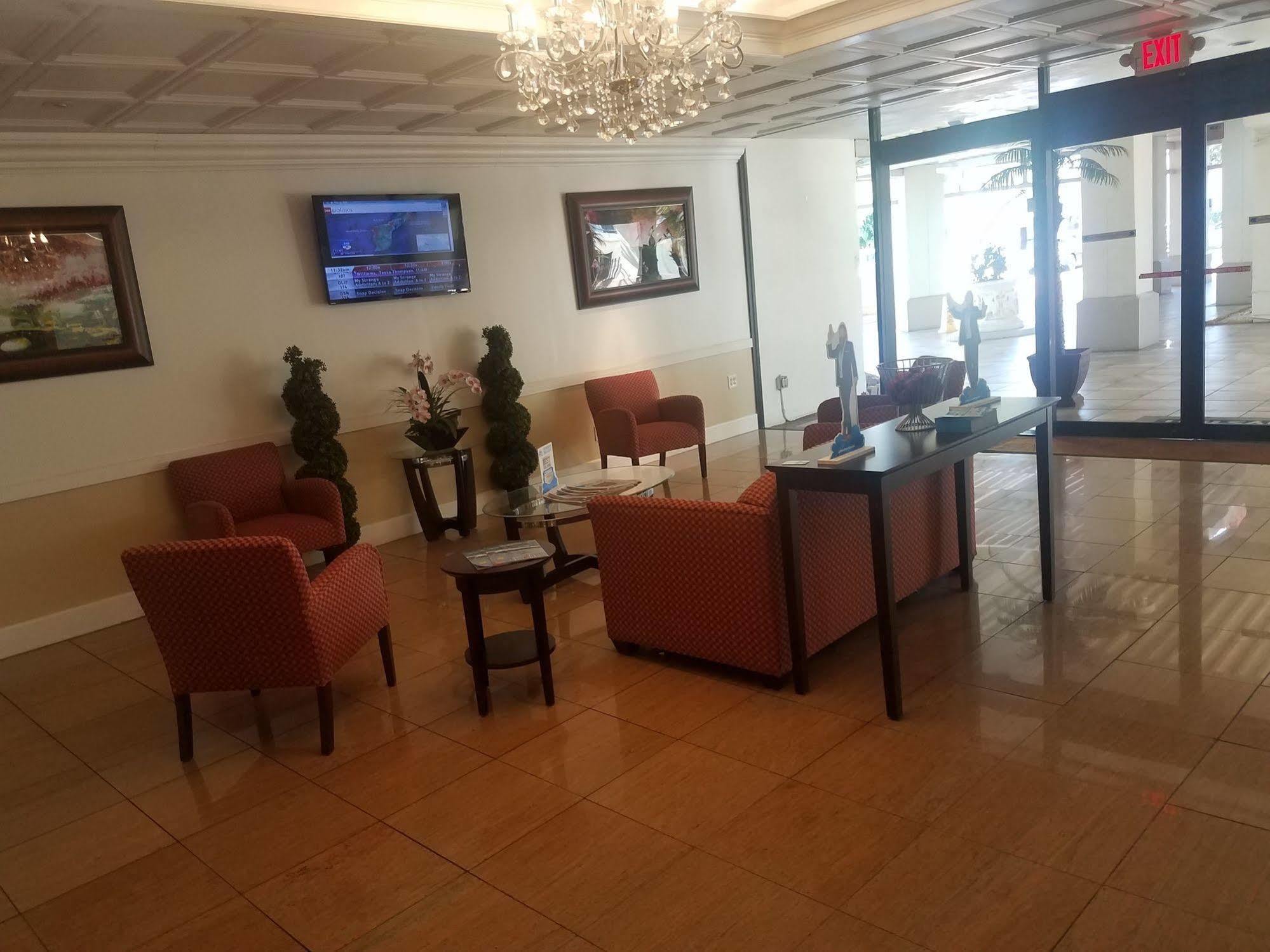 Motel Days By Wyndham St. Petersburg / Tampa Bay Area 3*