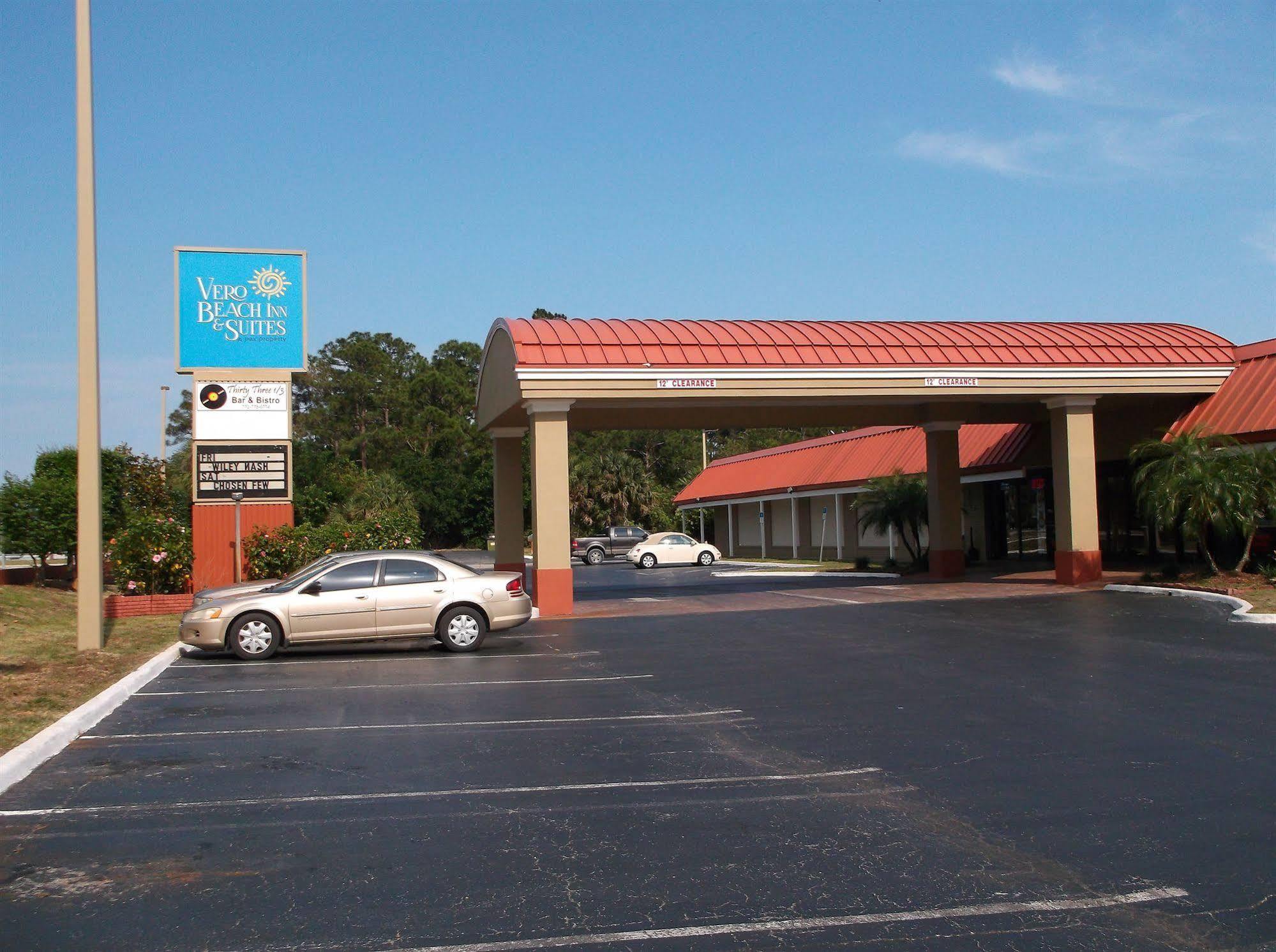 Vero & Vero I-95 (adults Only) Vero Beach