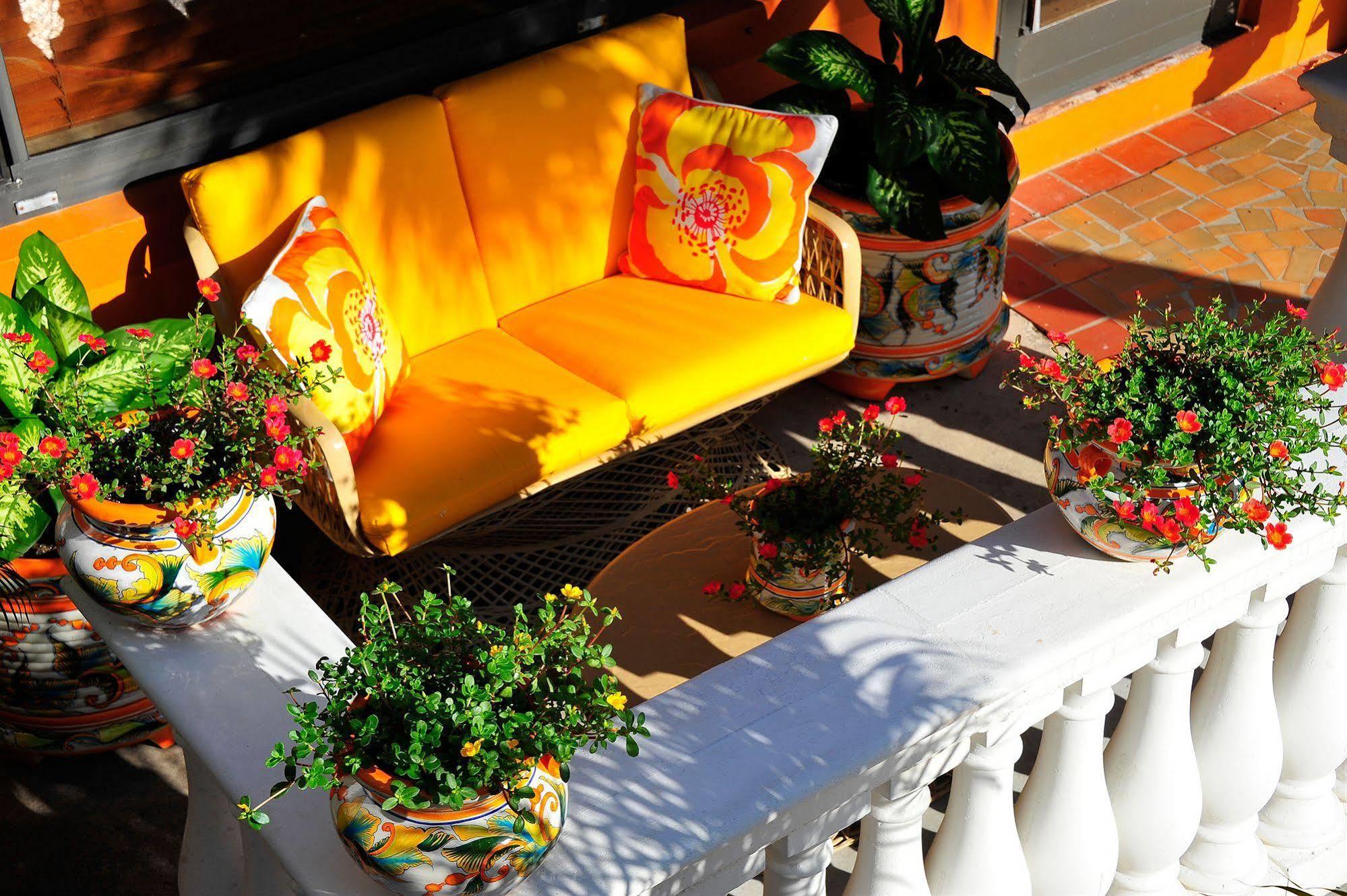 Blue Seas Courtyard Inn