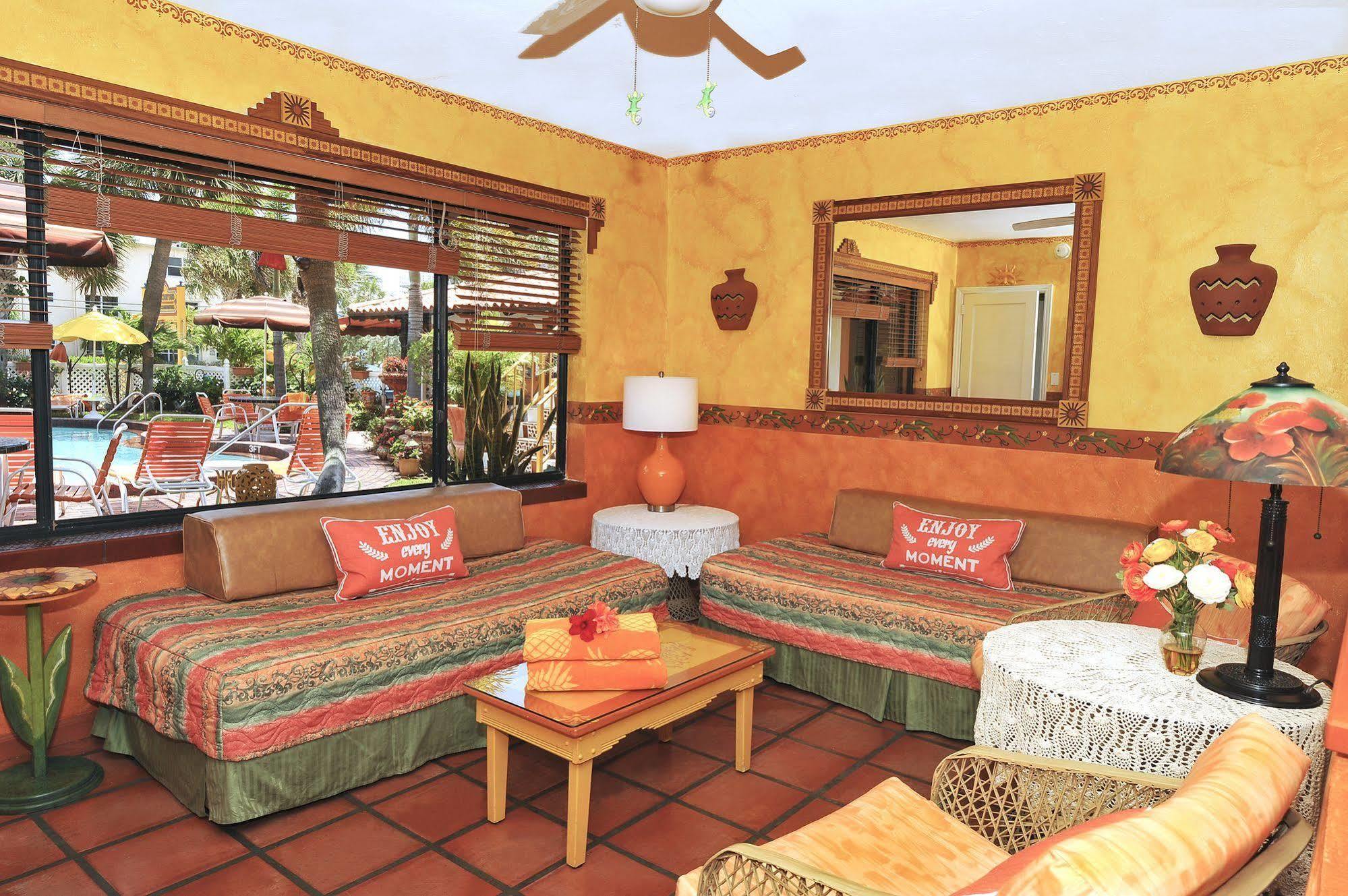 Inn Blue Seas Courtyard Lauderdale-by-the-Sea