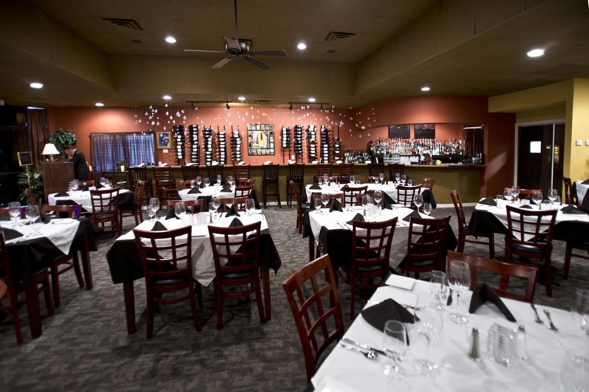 Days By Wyndham Town Center Hotel 3*