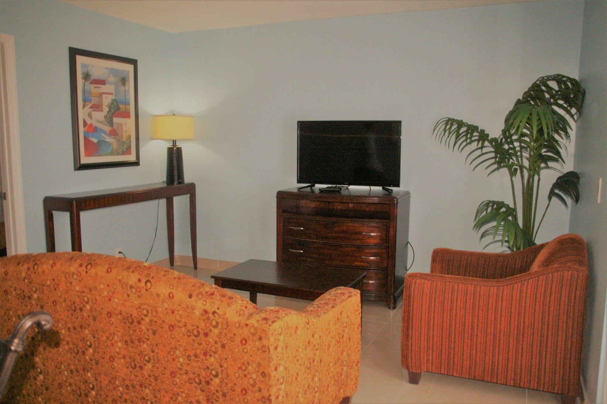 Capri 3* Lake Worth Beach