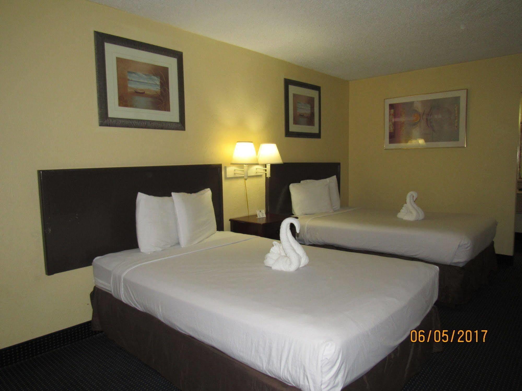 Econo * Ormond Beach