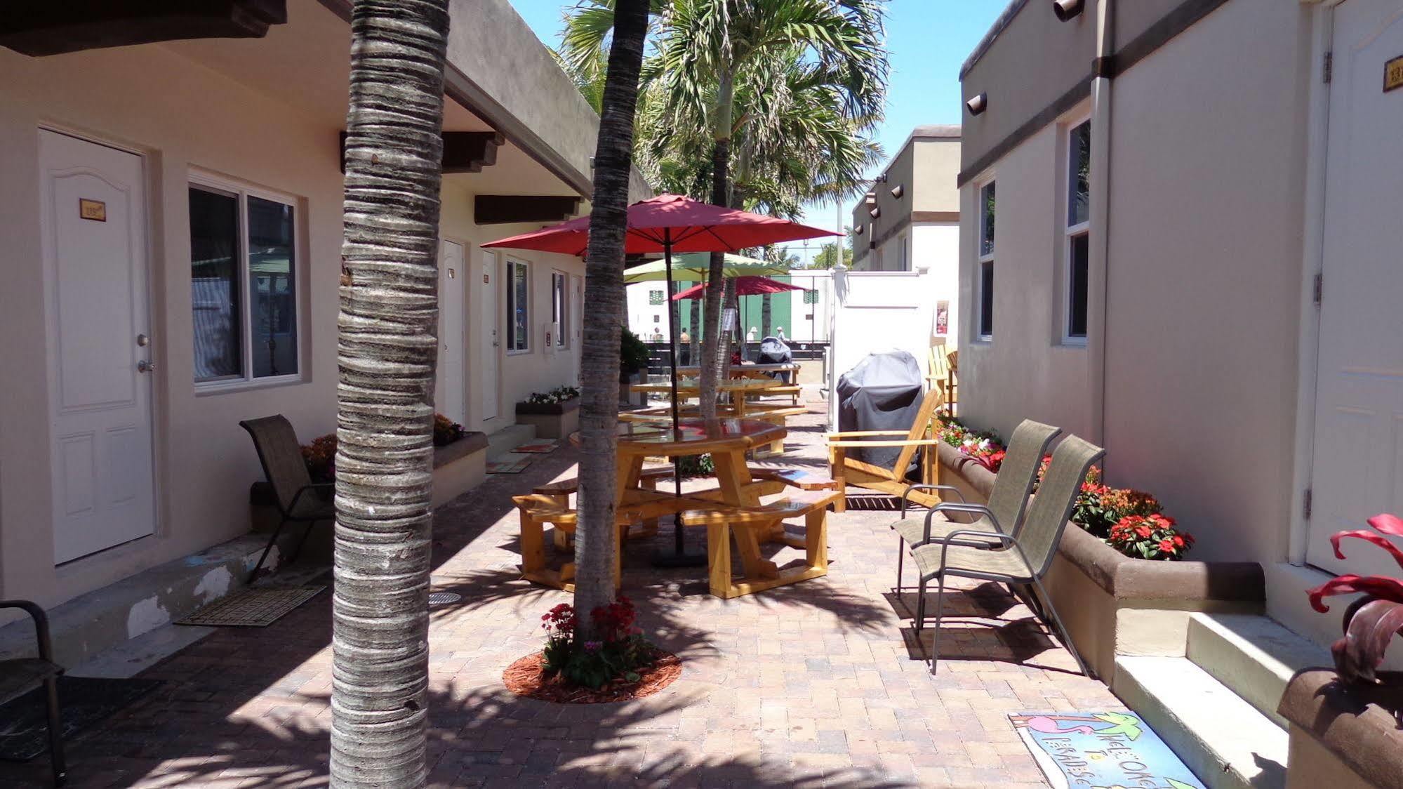 Caribbean By The Ocean 3*
