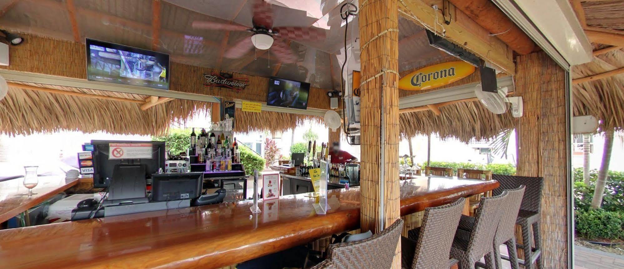 Hotel Caribbean By The Ocean 3*