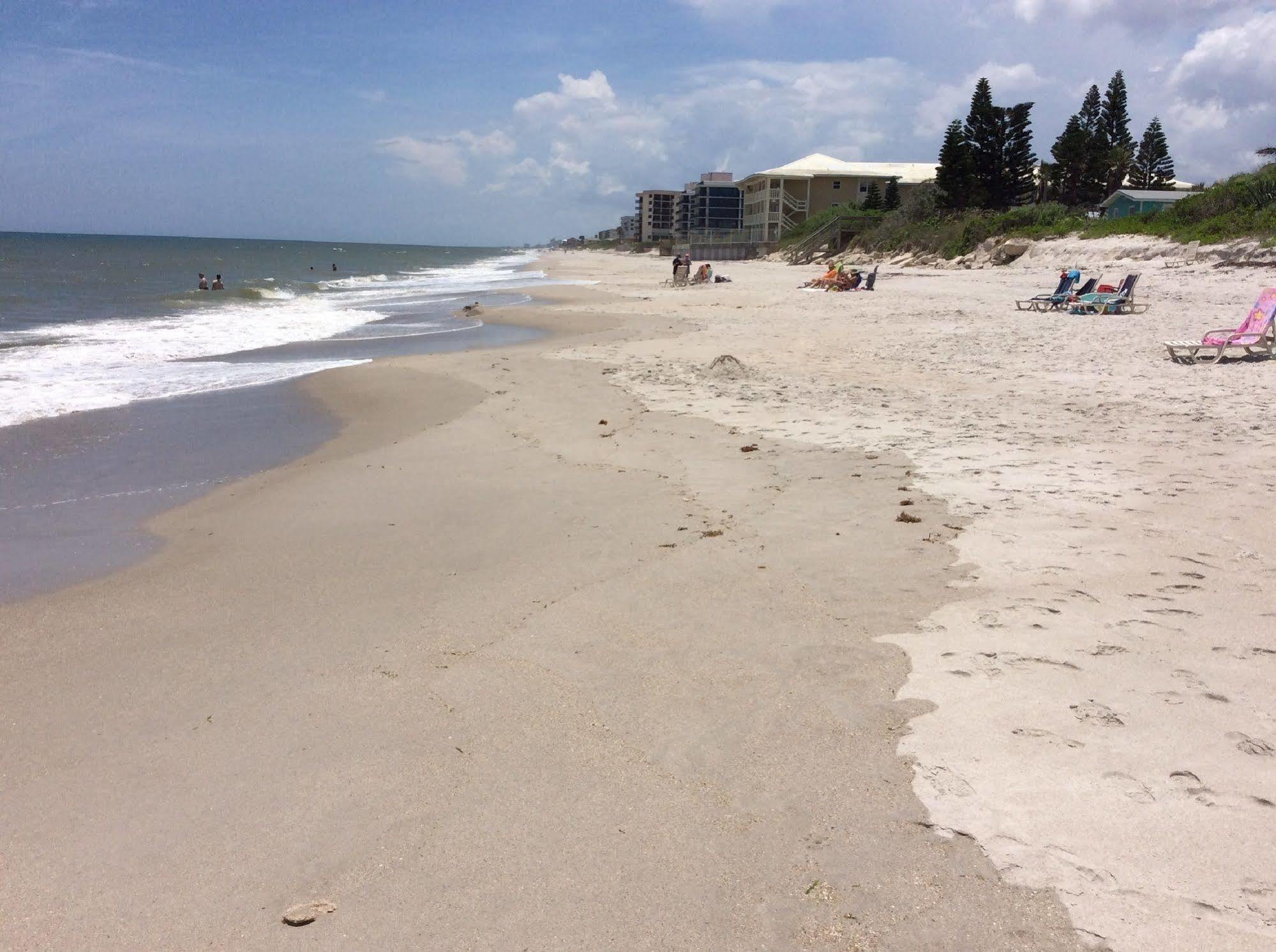 Olas Club * Satellite Beach