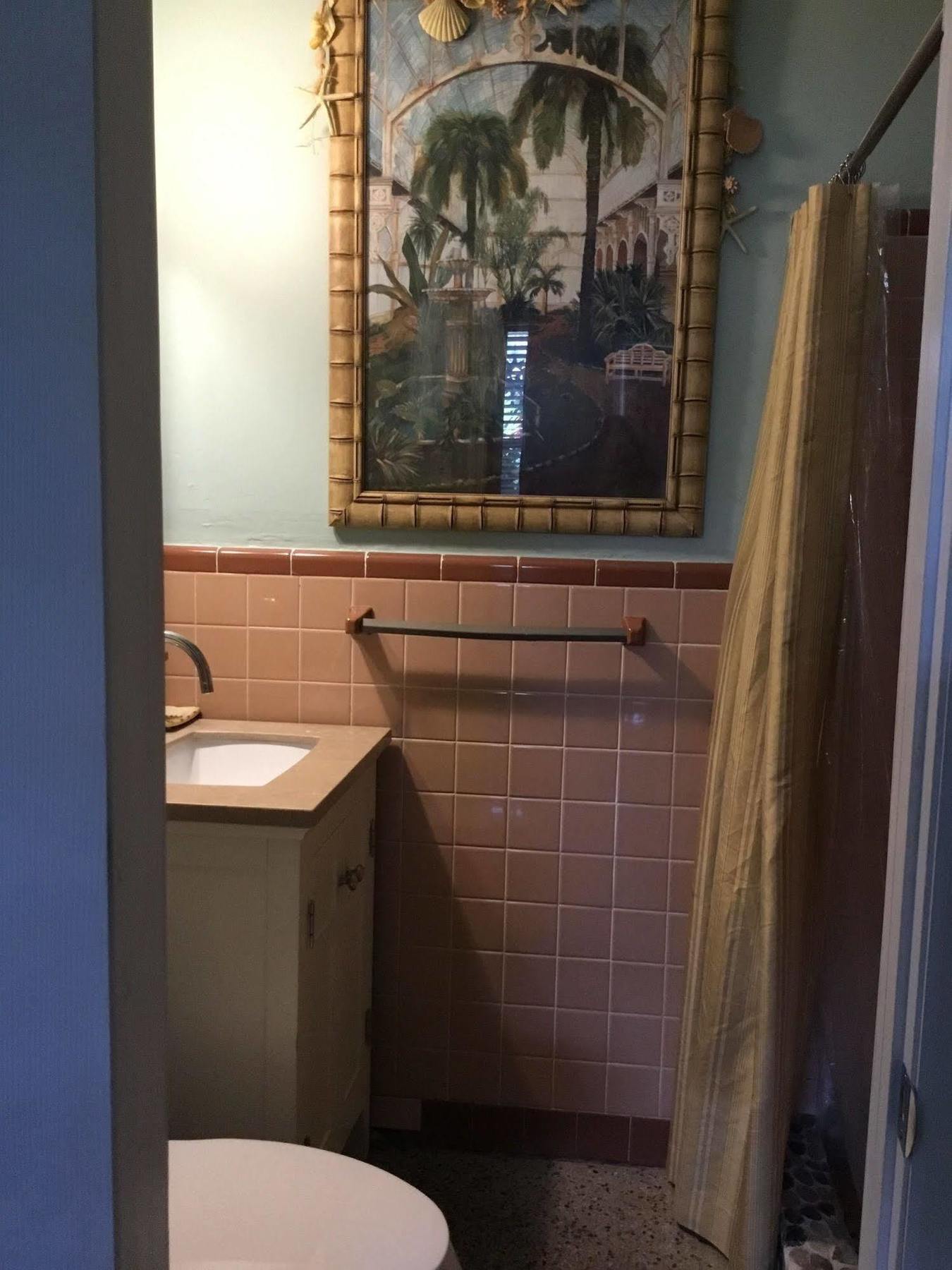 Shamrock Cove Inn Motel