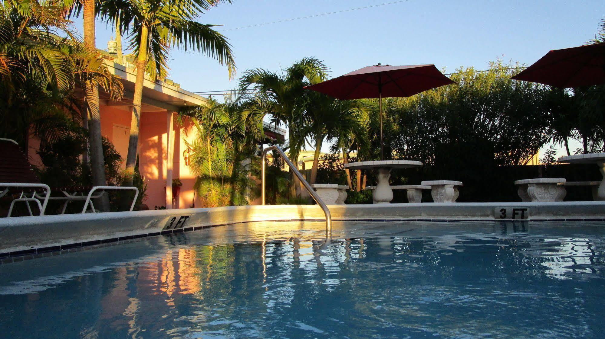 Seahorse Motel 3*