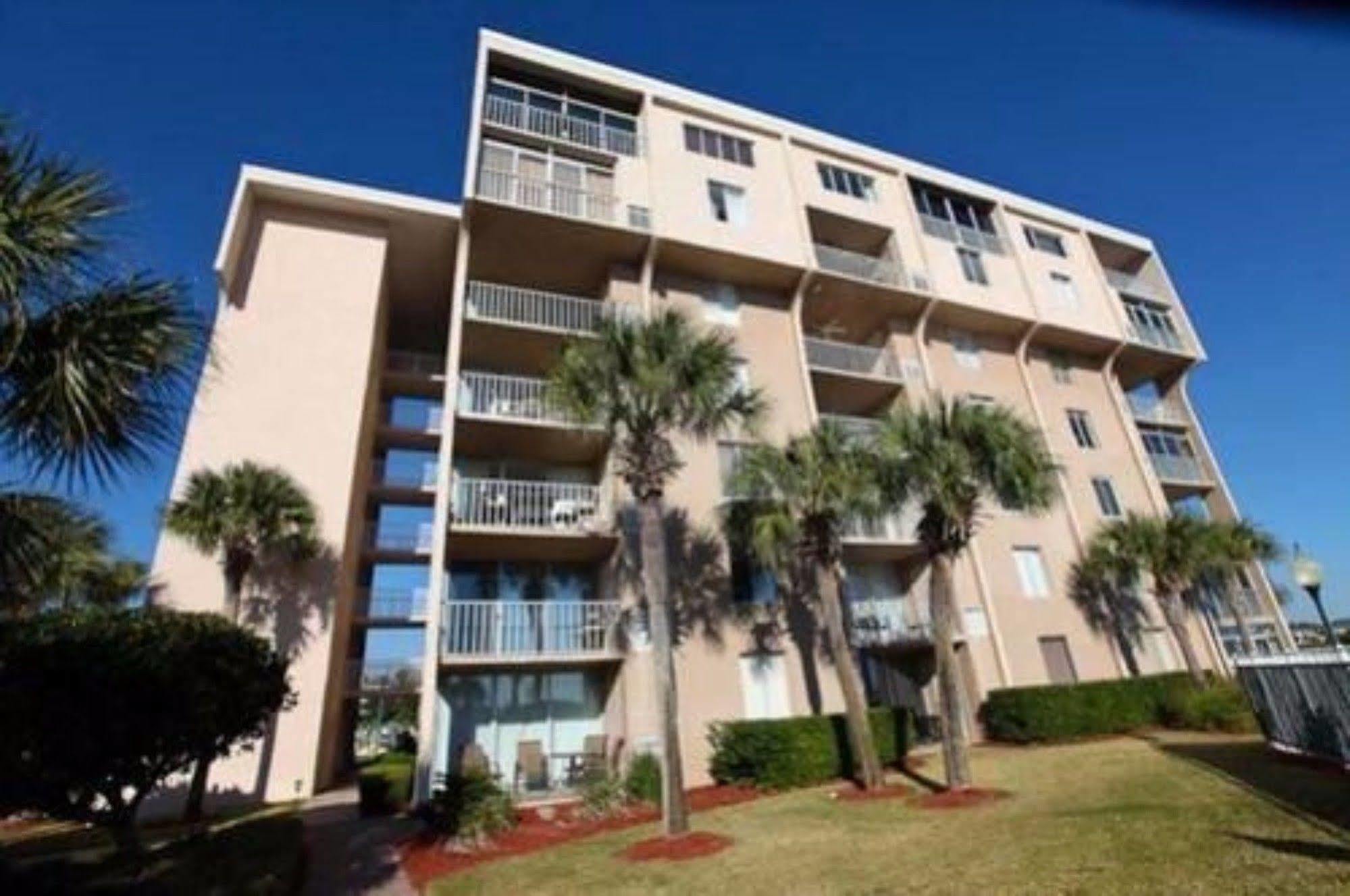 Dolphin Point By Isle Hotel