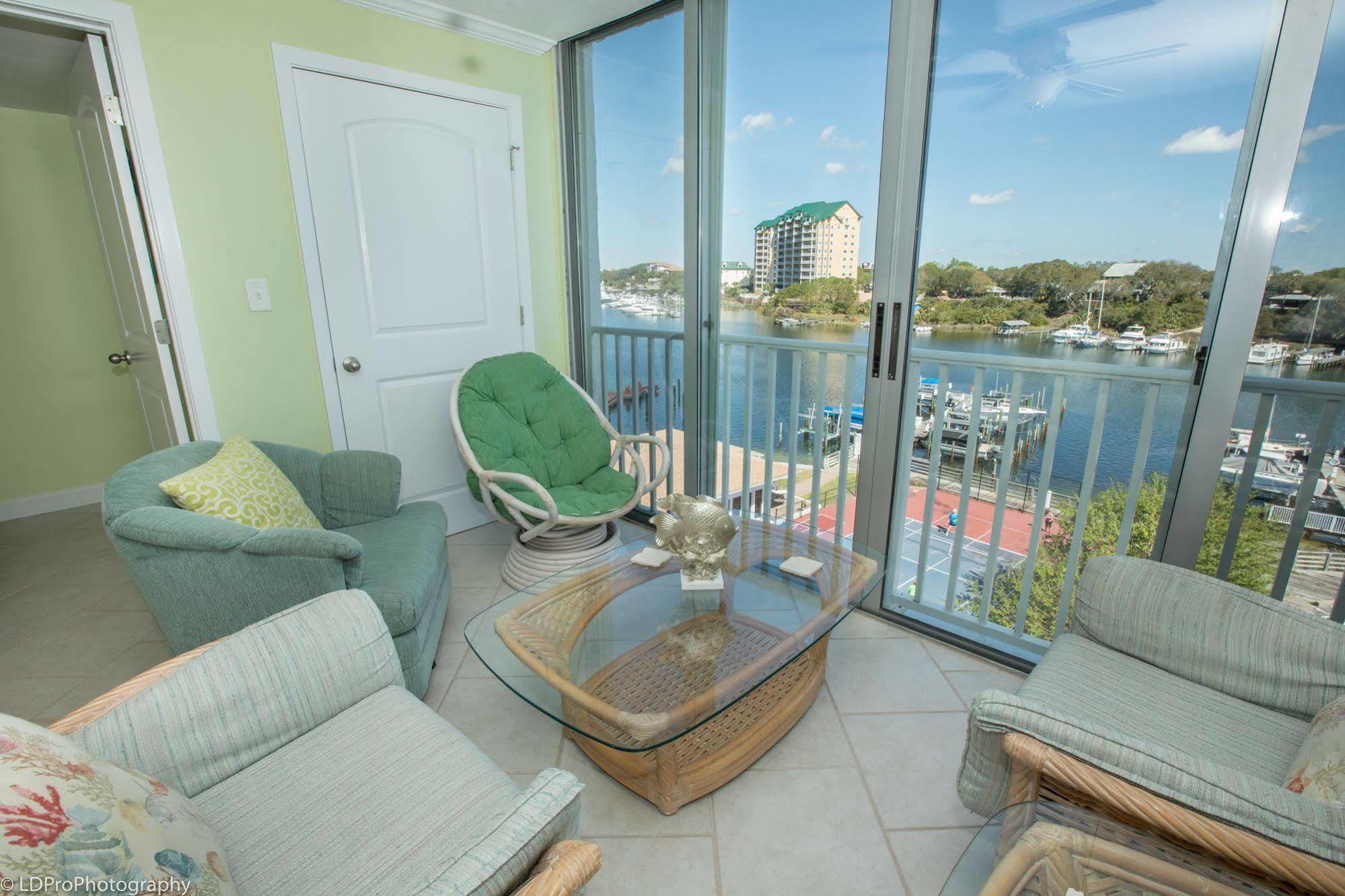 Dolphin Point By Isle Hotel 3*