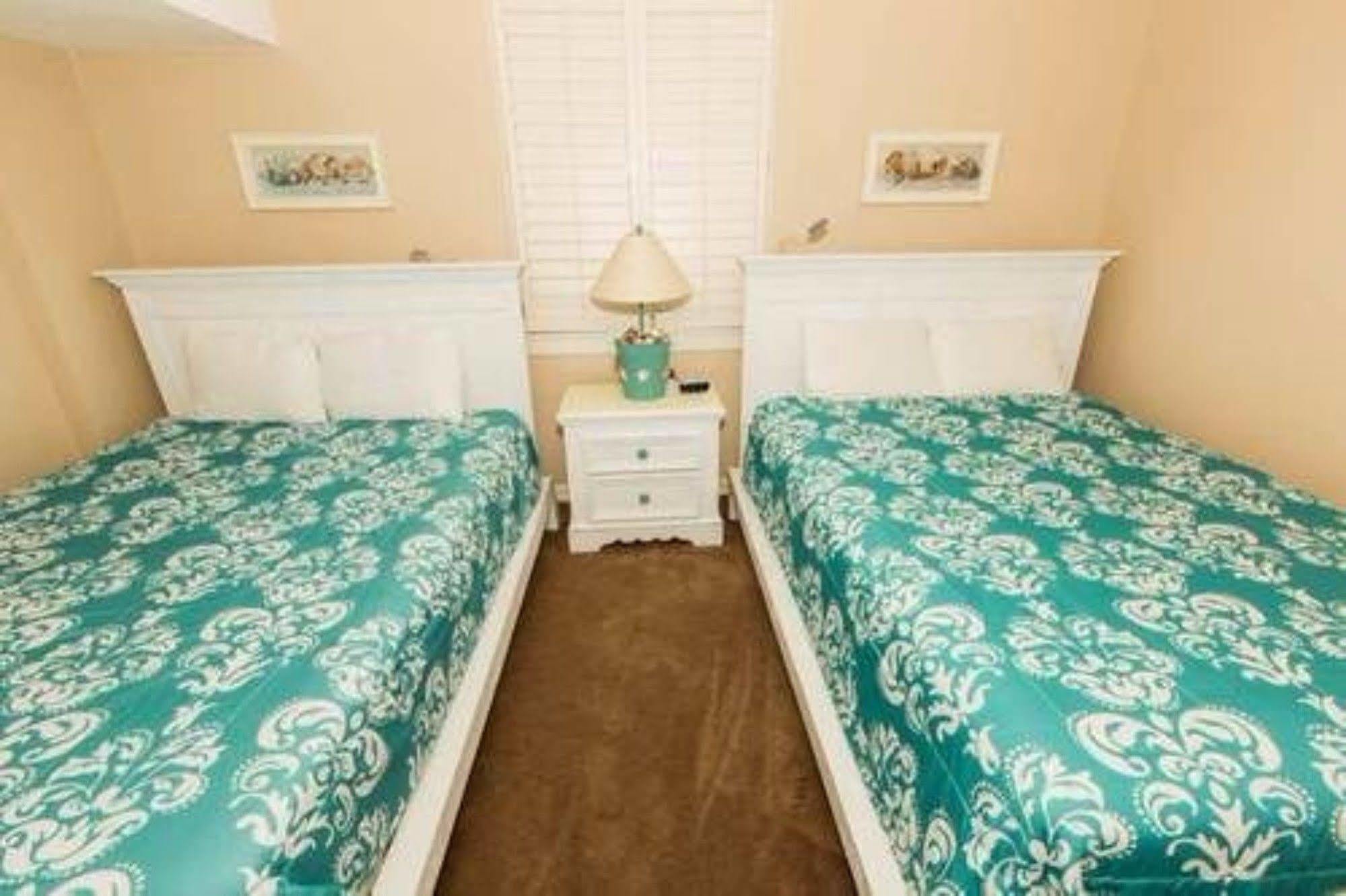 Dolphin Point By Isle 3*