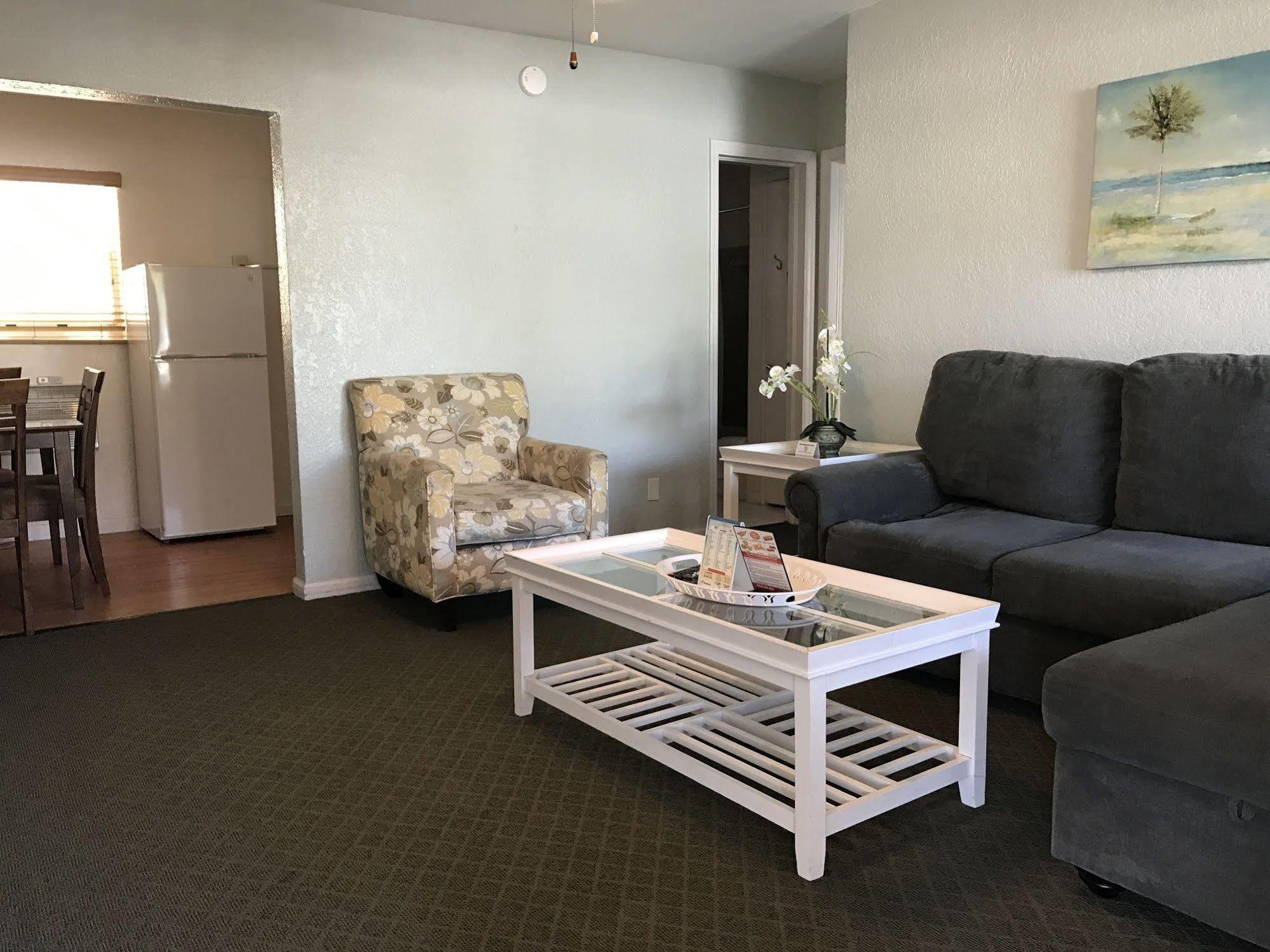 Hotel Coral Key 3*