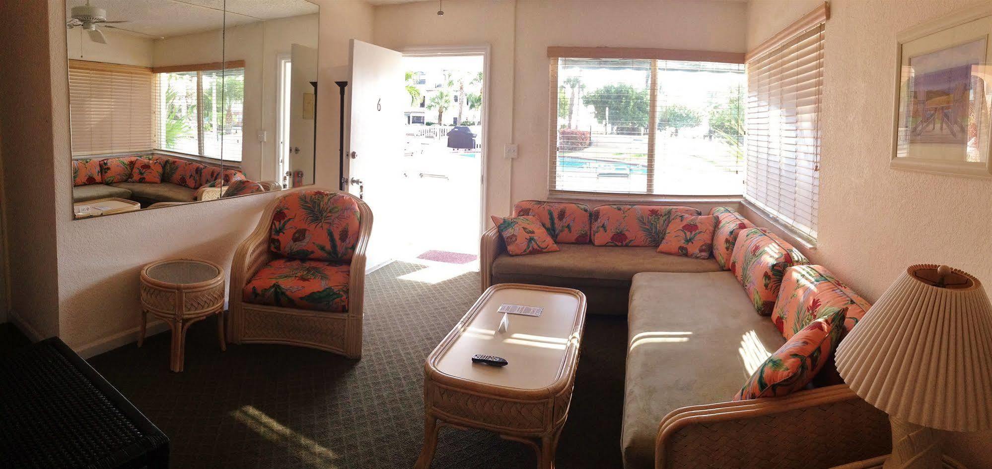Coral Key 3* Lauderdale-by-the-Sea