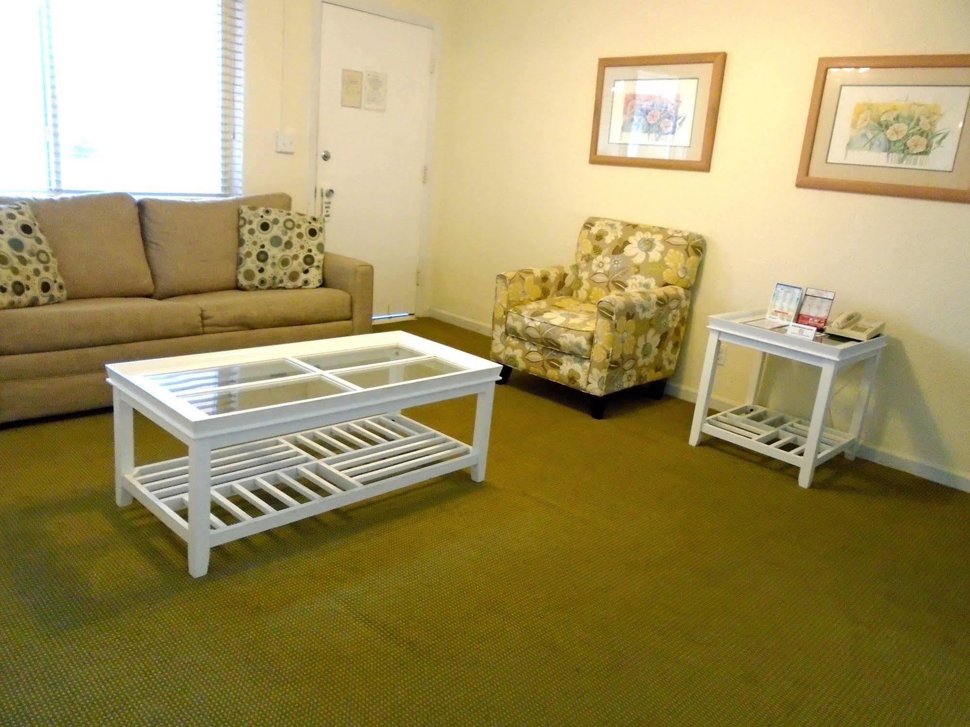 Coral Key Hotel 3*