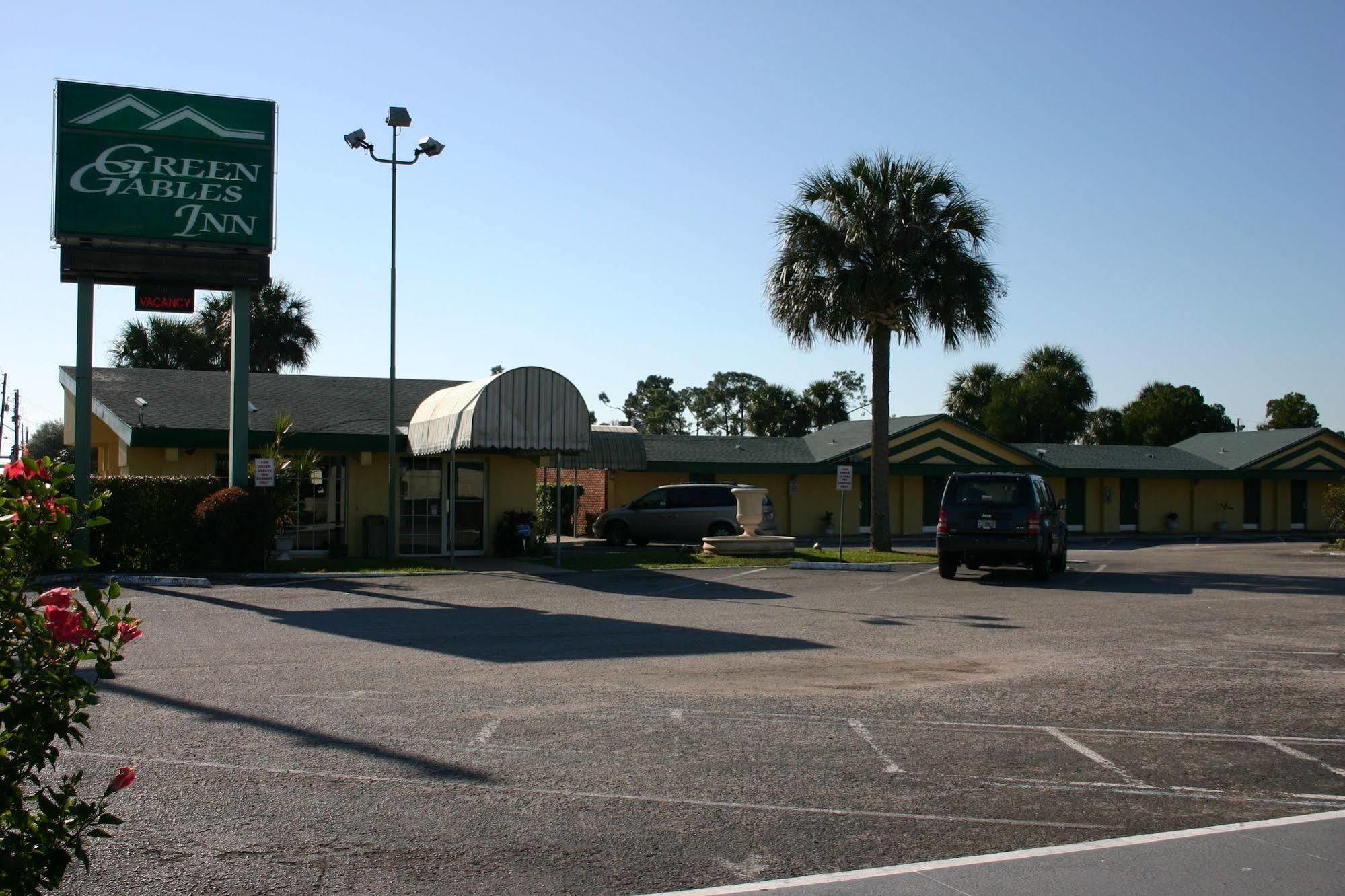 Gables 2* Lake Wales