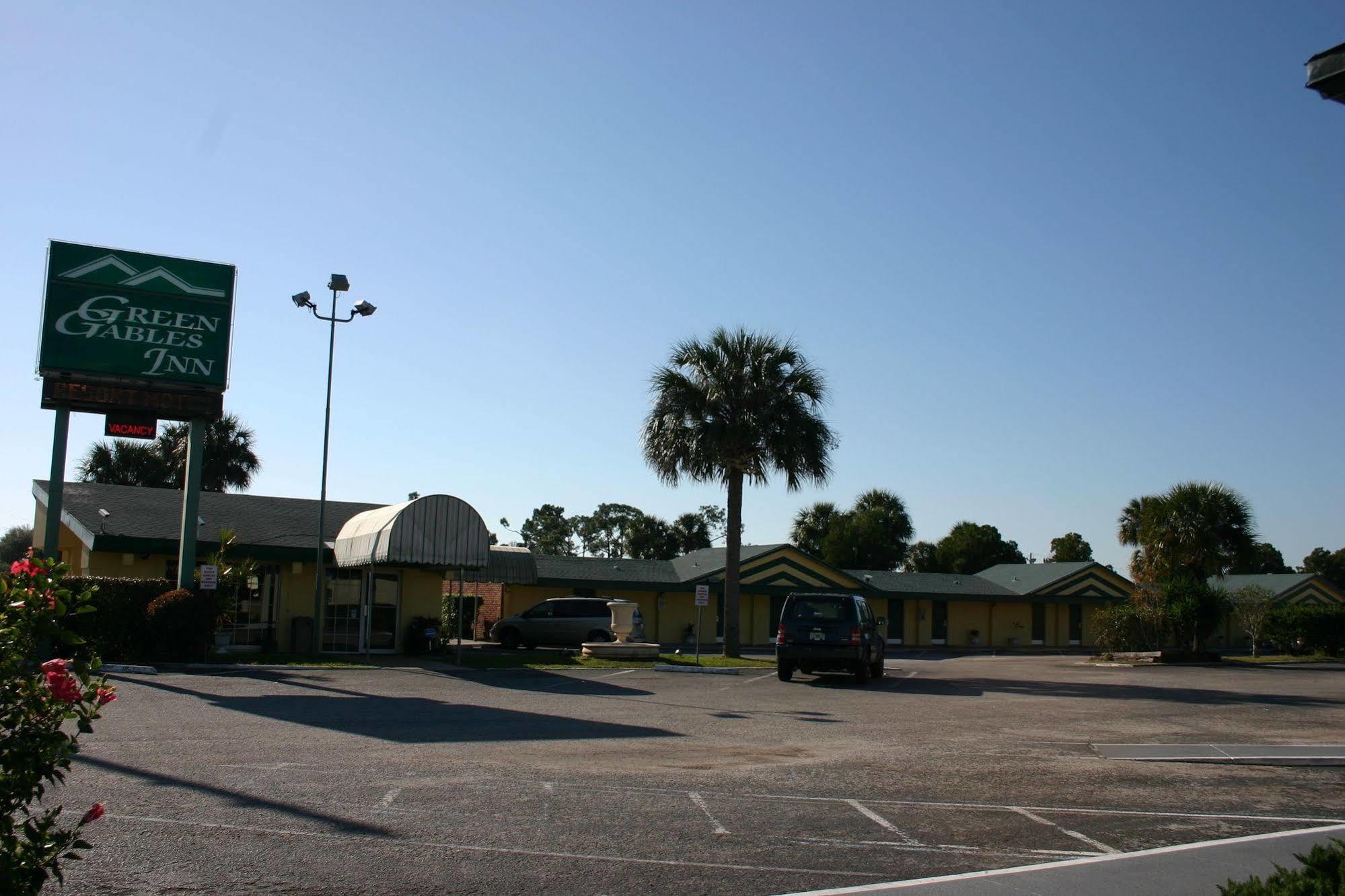 Gables 2* Lake Wales