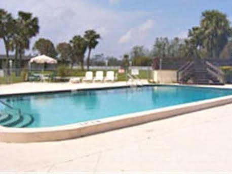 Gables Motel 2*
