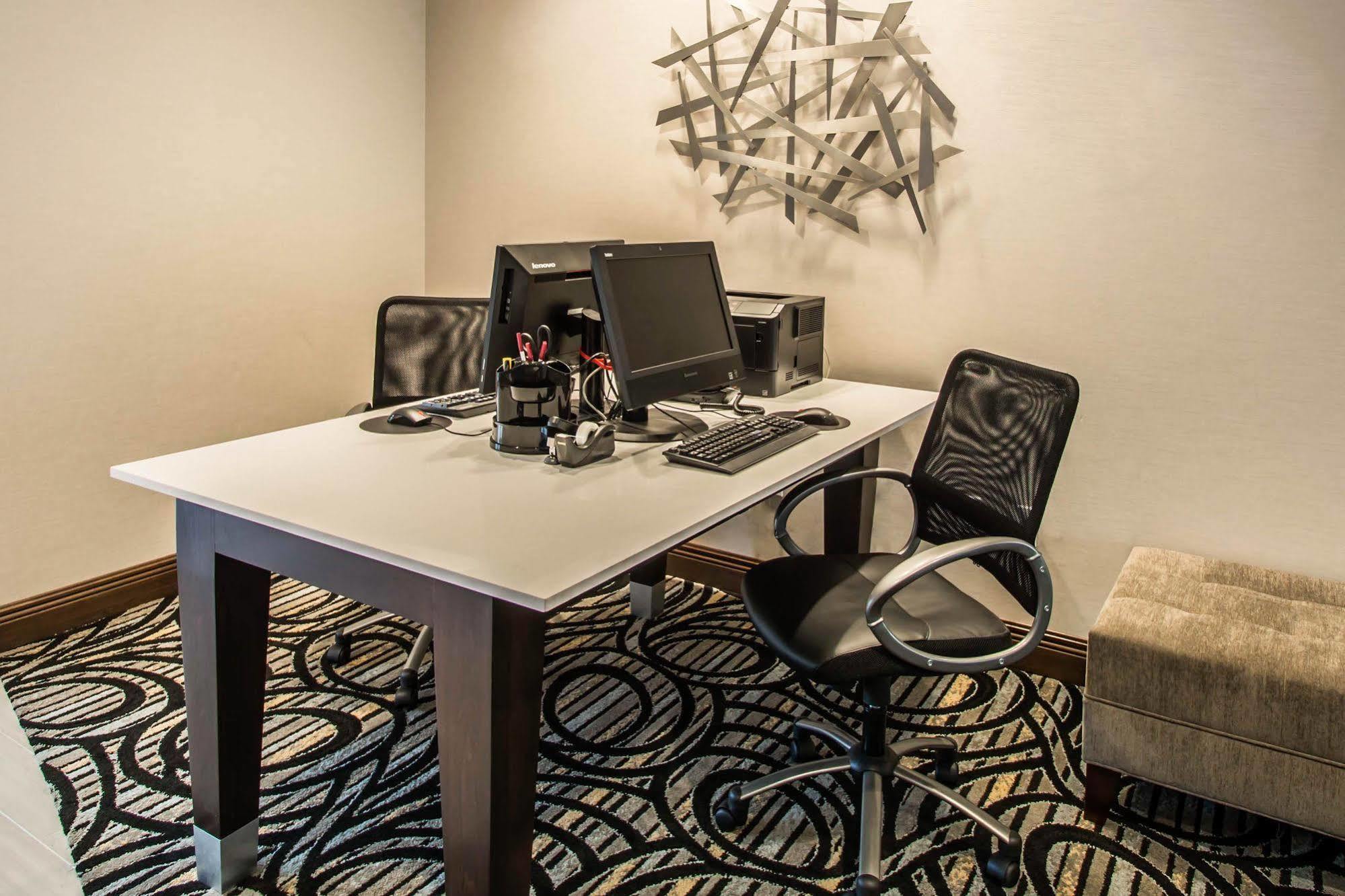 Comfort Lauderdale Airport South & Cruise Port Hotel