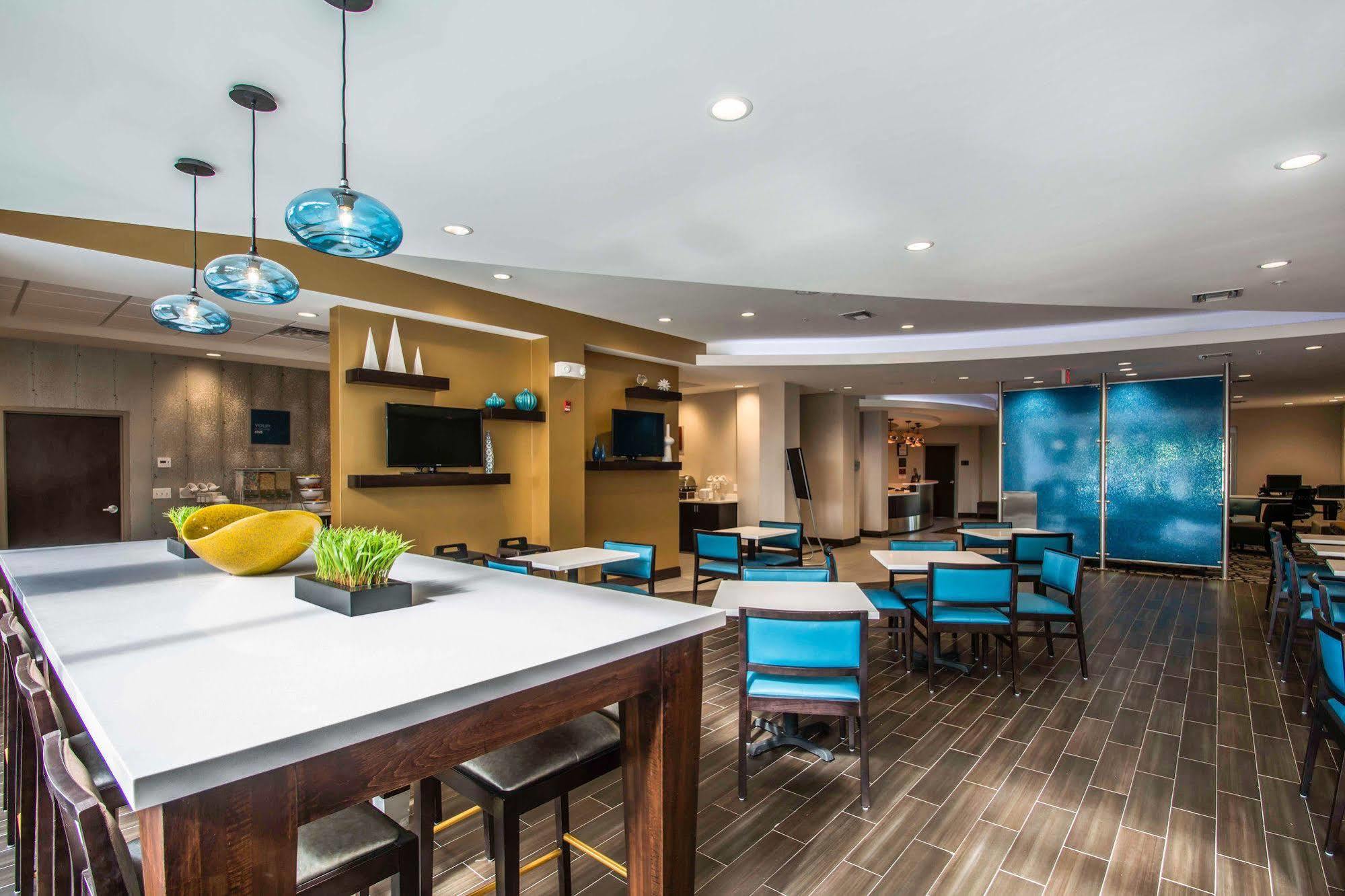 Hotel Comfort Lauderdale Airport South & Cruise Port Dania Beach