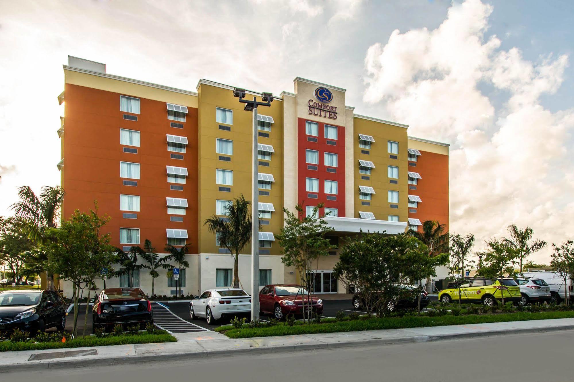 Hotel Comfort Lauderdale Airport South & Cruise Port
