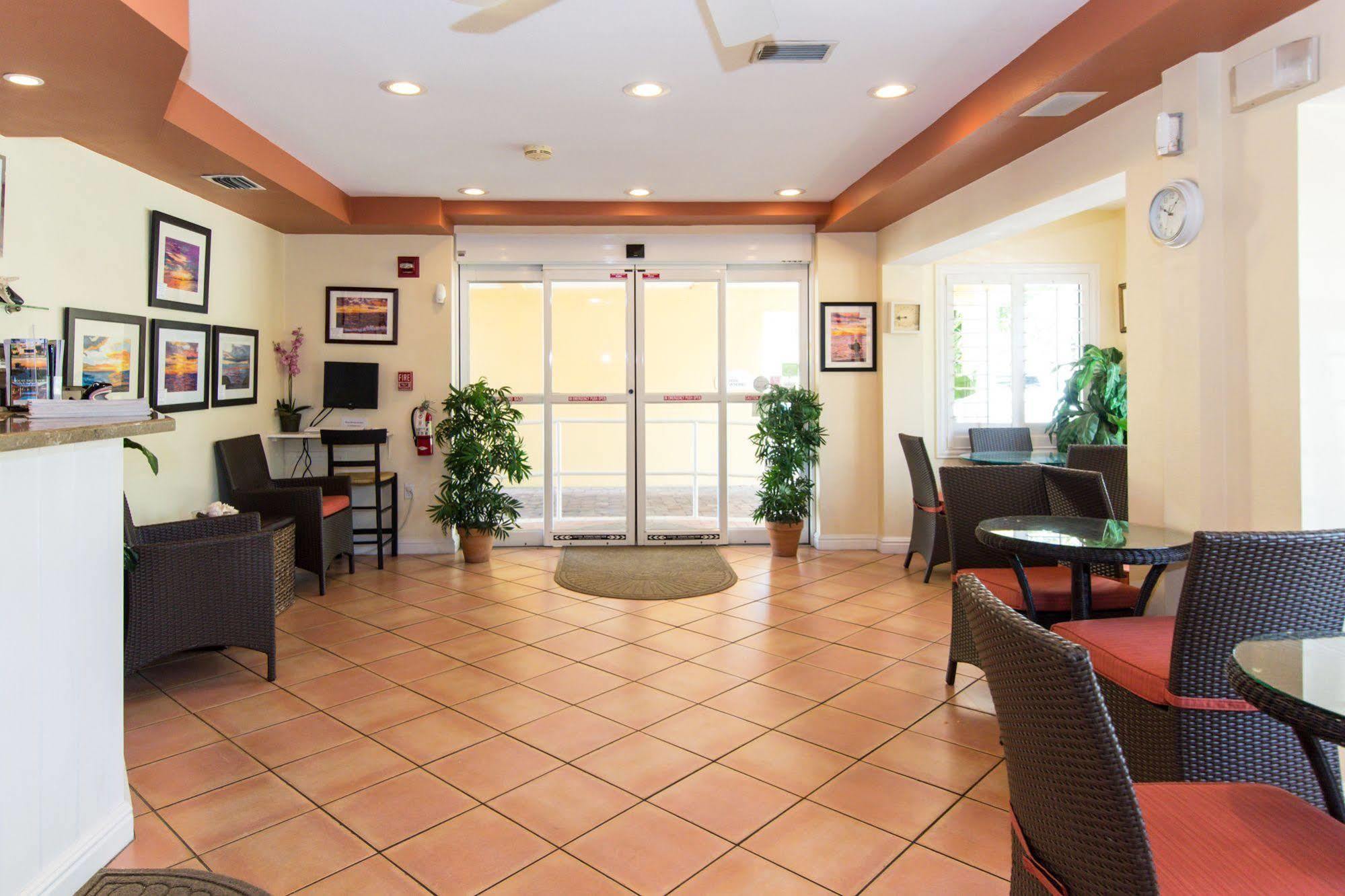 At The Beach-venice Florida Inn 3*