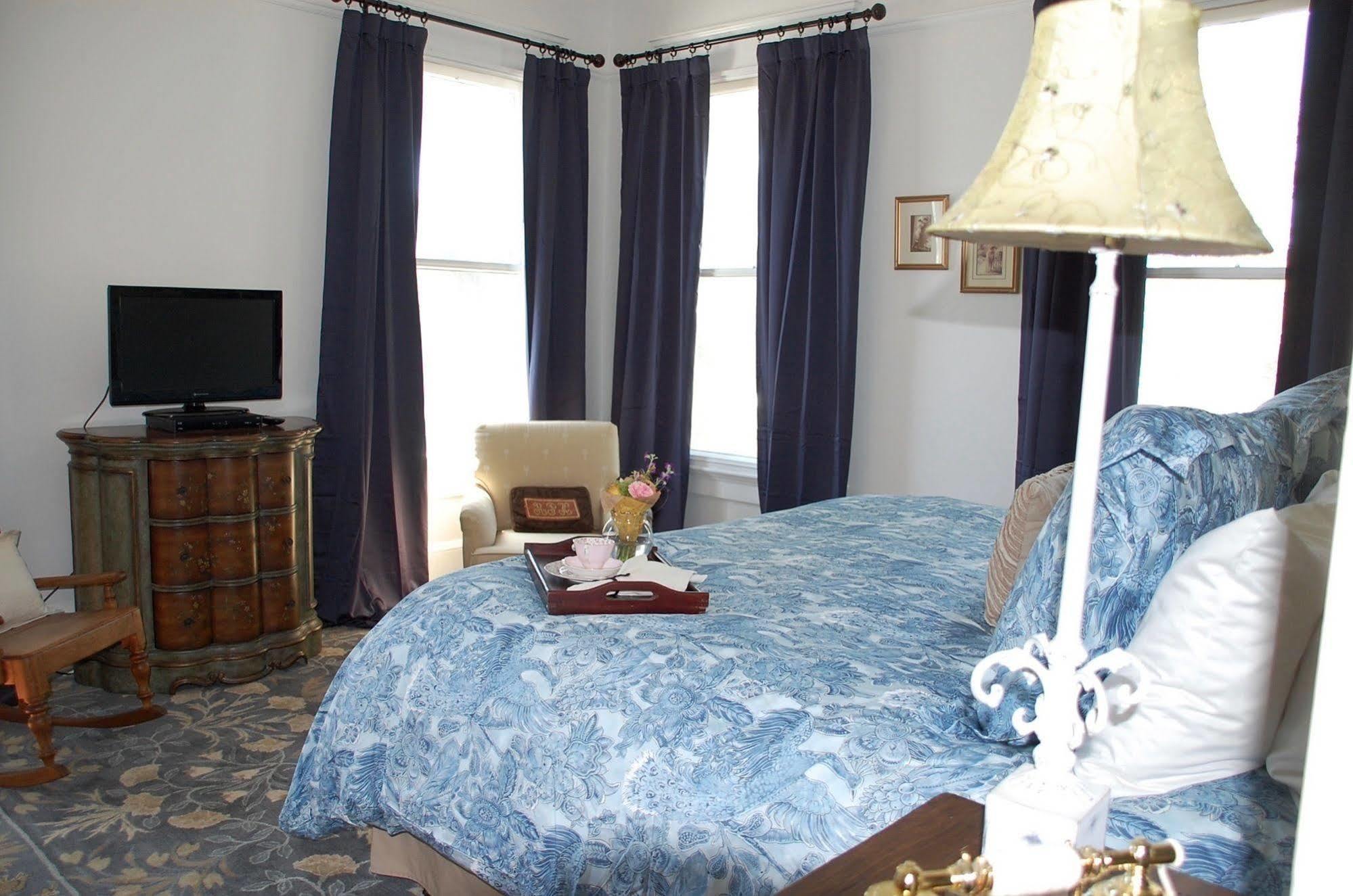 Bed & Breakfast Hoyt House Luxury 4*