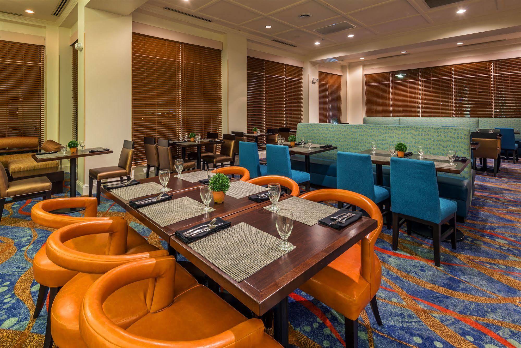 Hilton Garden Orlando At Seaworld Hotel 3*