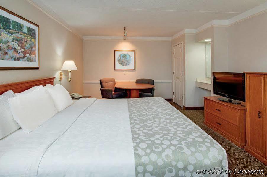Motel Days By Wyndham Baymeadows Jacksonville